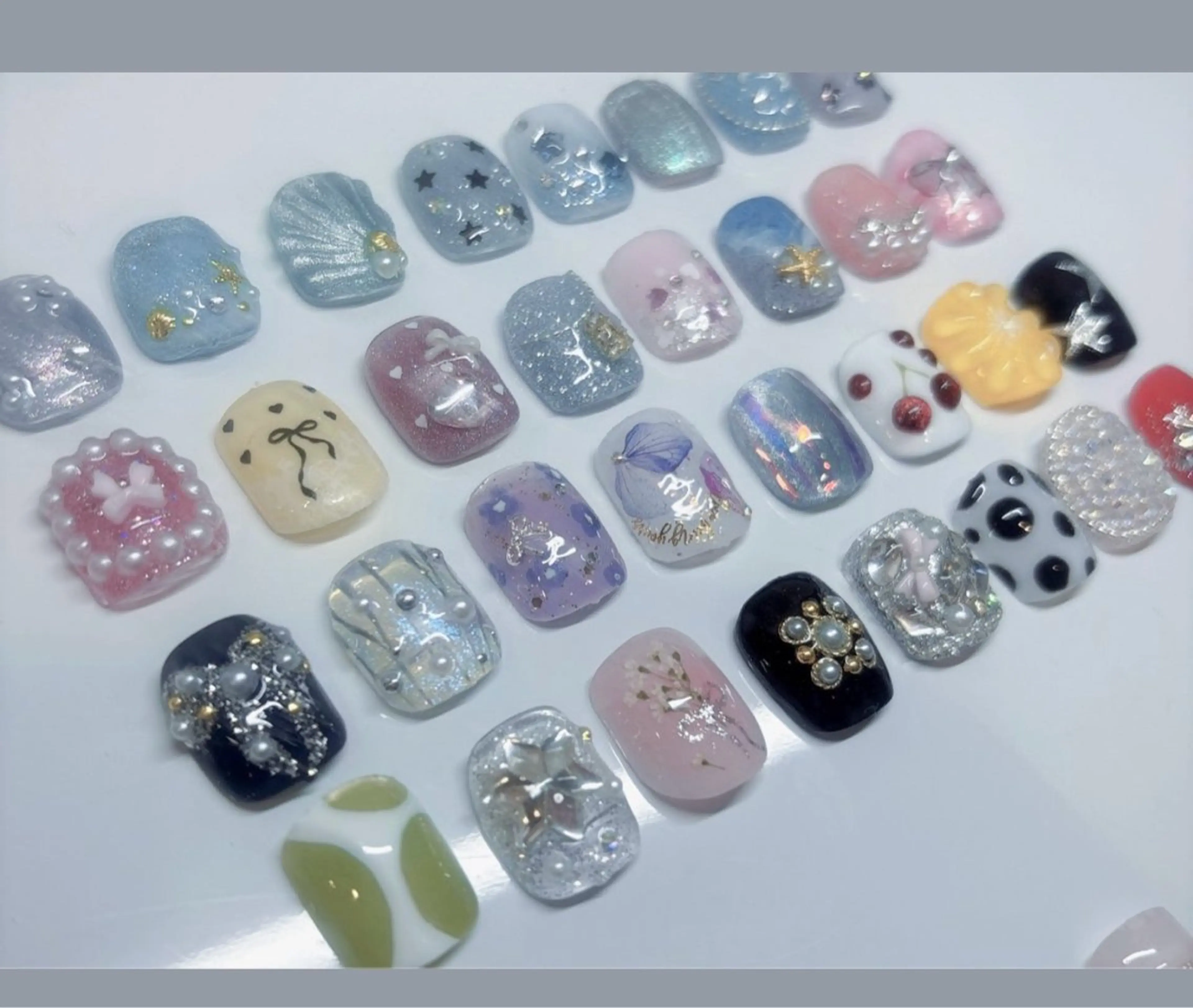 ネイル フットネイル xin .nailのネイルデザイン