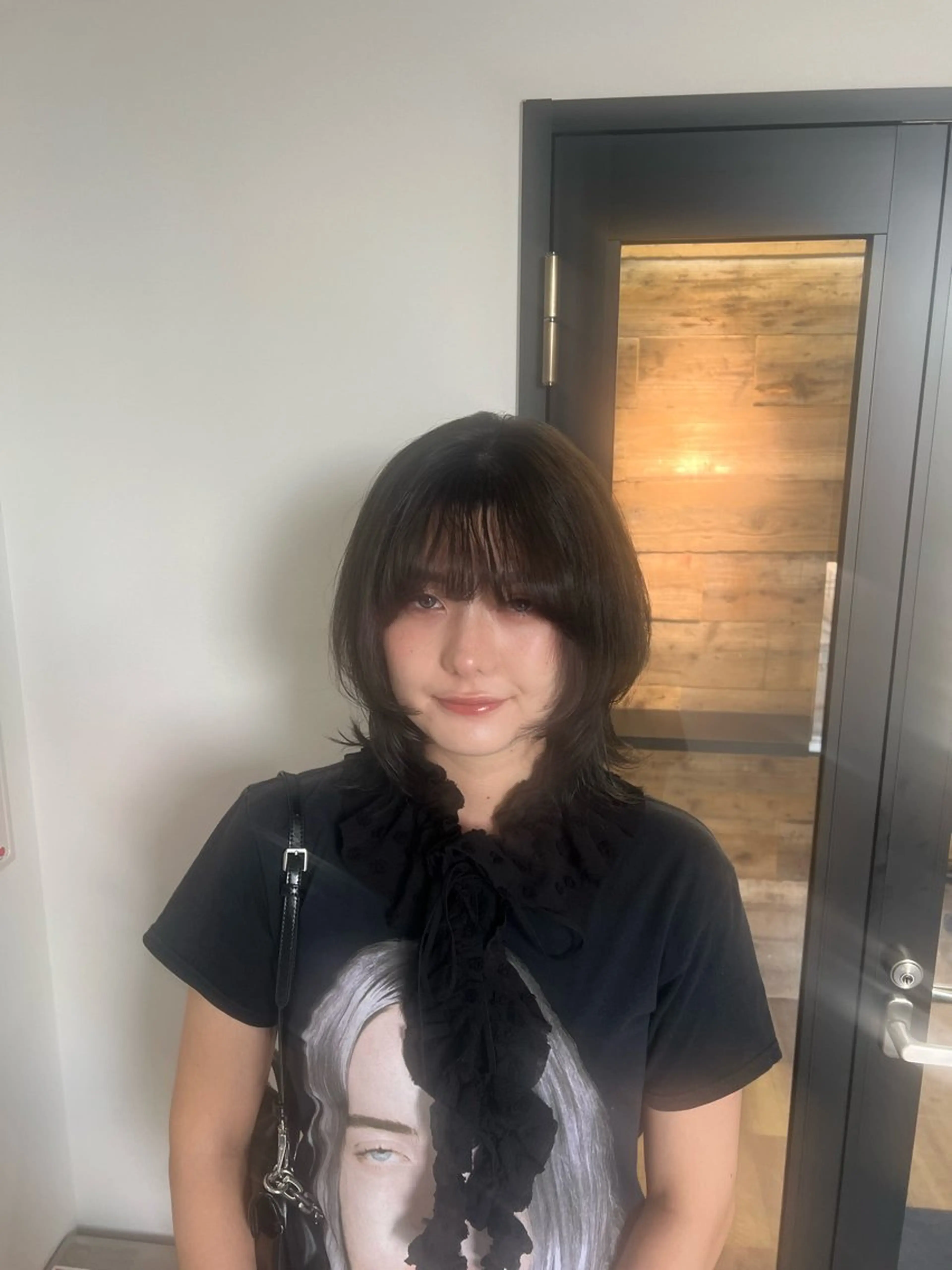 ミディアム レイヤーカット ひなた-YUCCA- elua⭐️のヘアスタイル