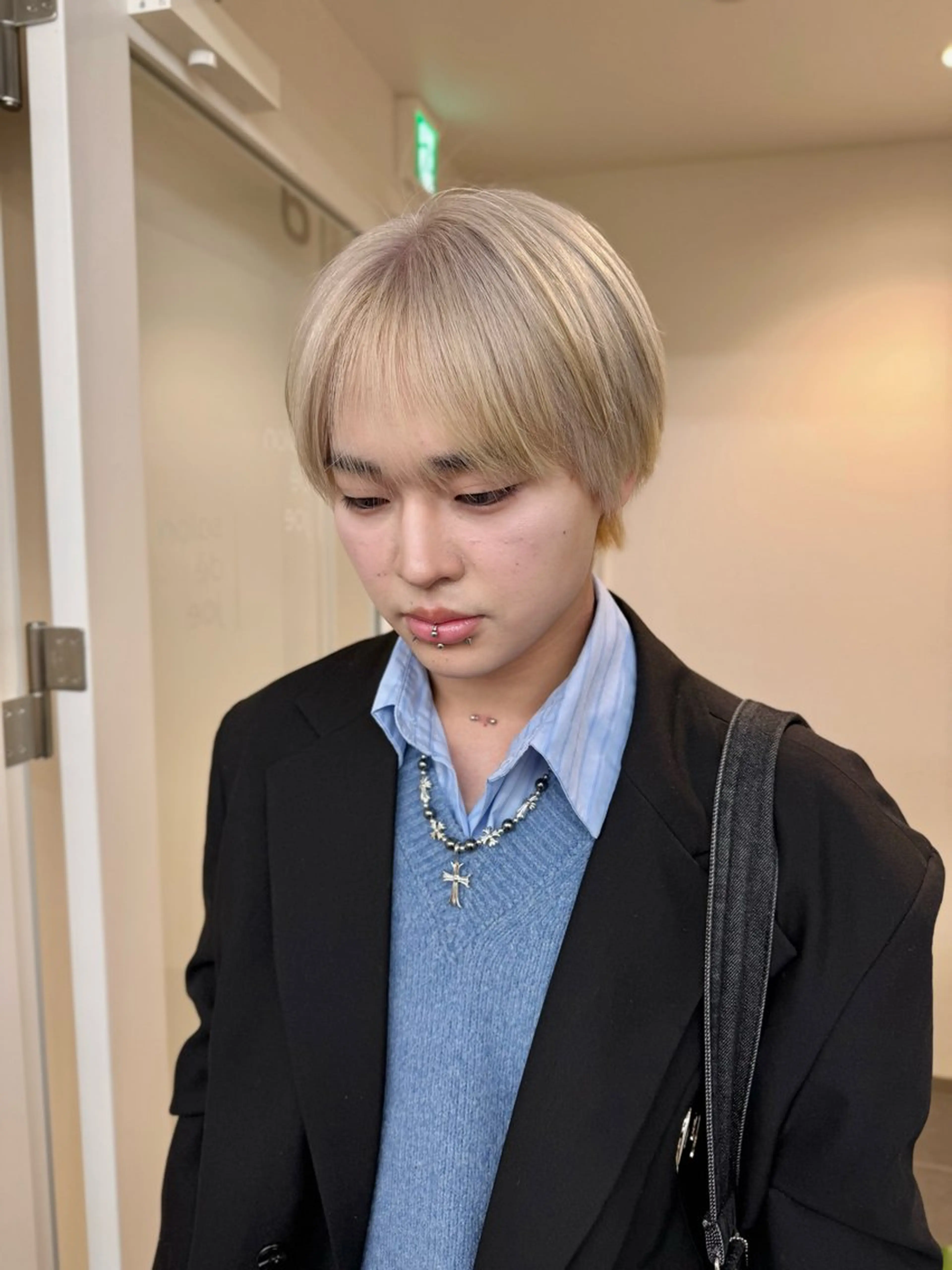 ケアブリーチ＋イルミナカラー＋aujua1stepの写真