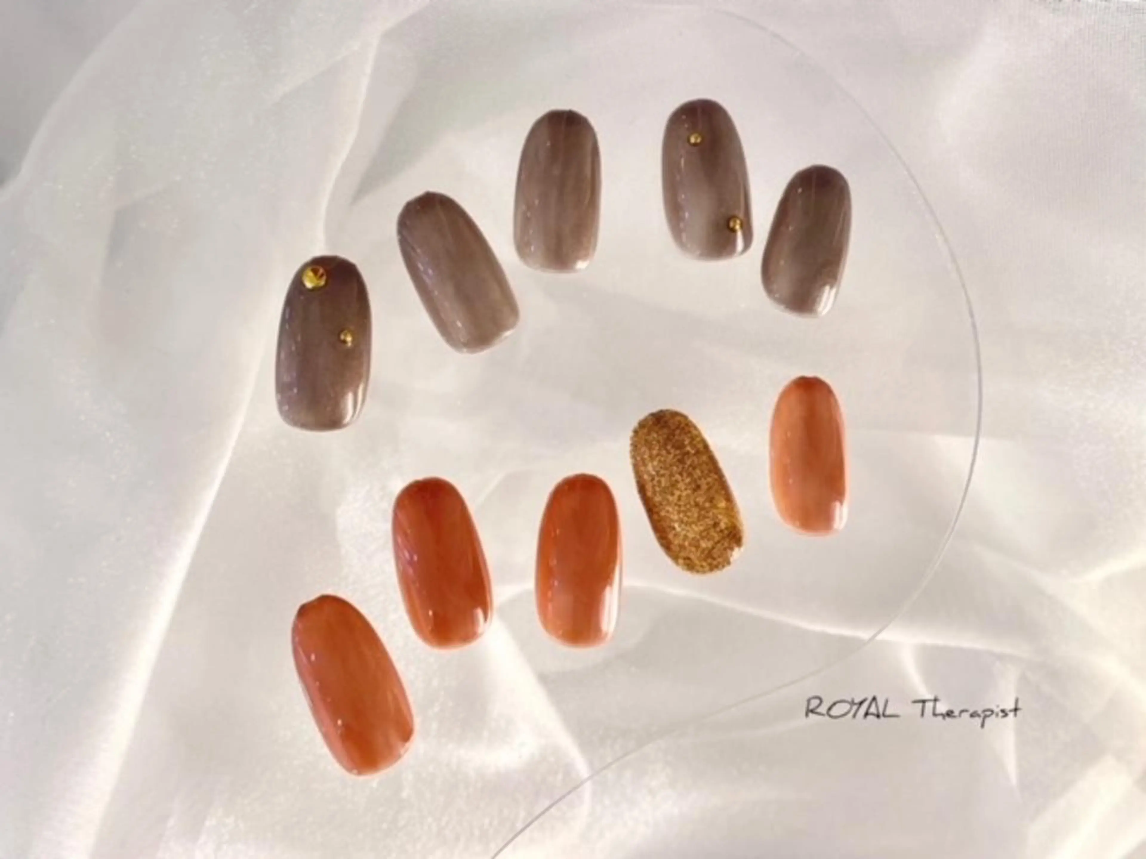 ネイル ラメ(グリッター) ワンカラーネイル 【尾下】 ロイヤル•セラピストのネイルデザイン