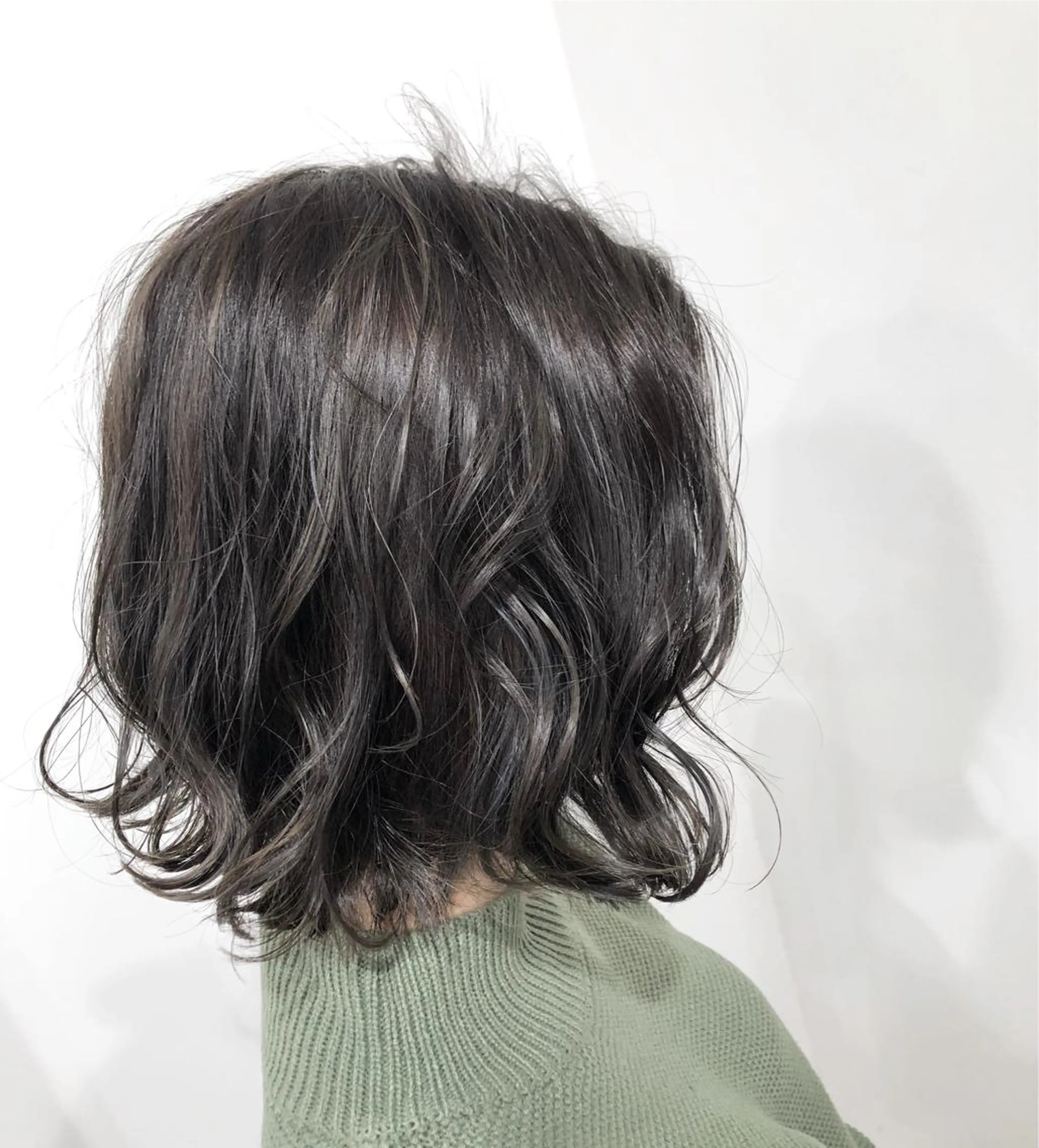 ショート カラー グレージュ ハイライトカラー ハイライト カット ヘアカラー Le/a谷町 野上幹太のヘアスタイル