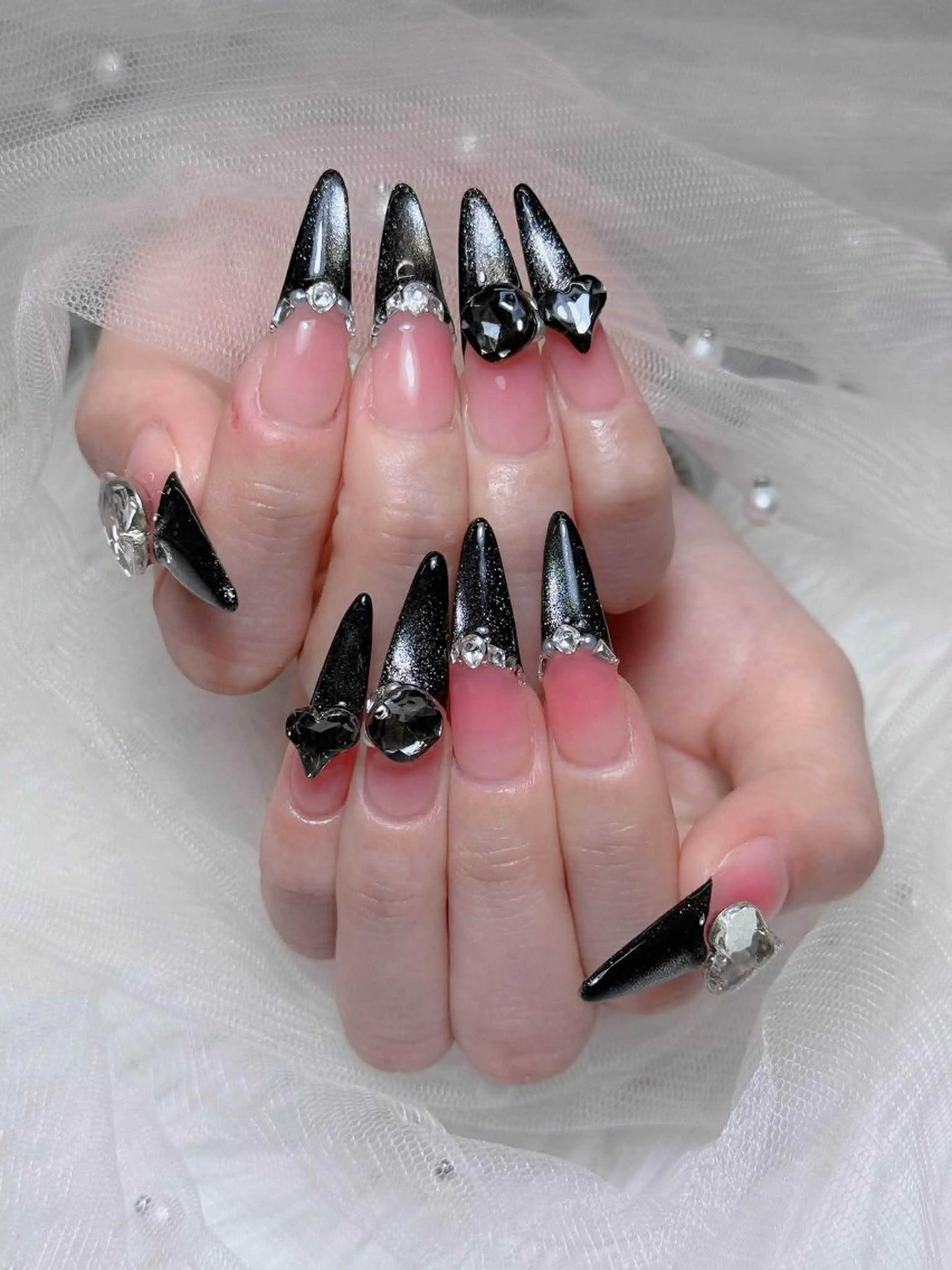 ネイル オーロラネイル チークネイル 長さ出し フレンチネイル ハロウィン ハンドネイル Lumi Nail 新大久保3‘のネイルデザイン