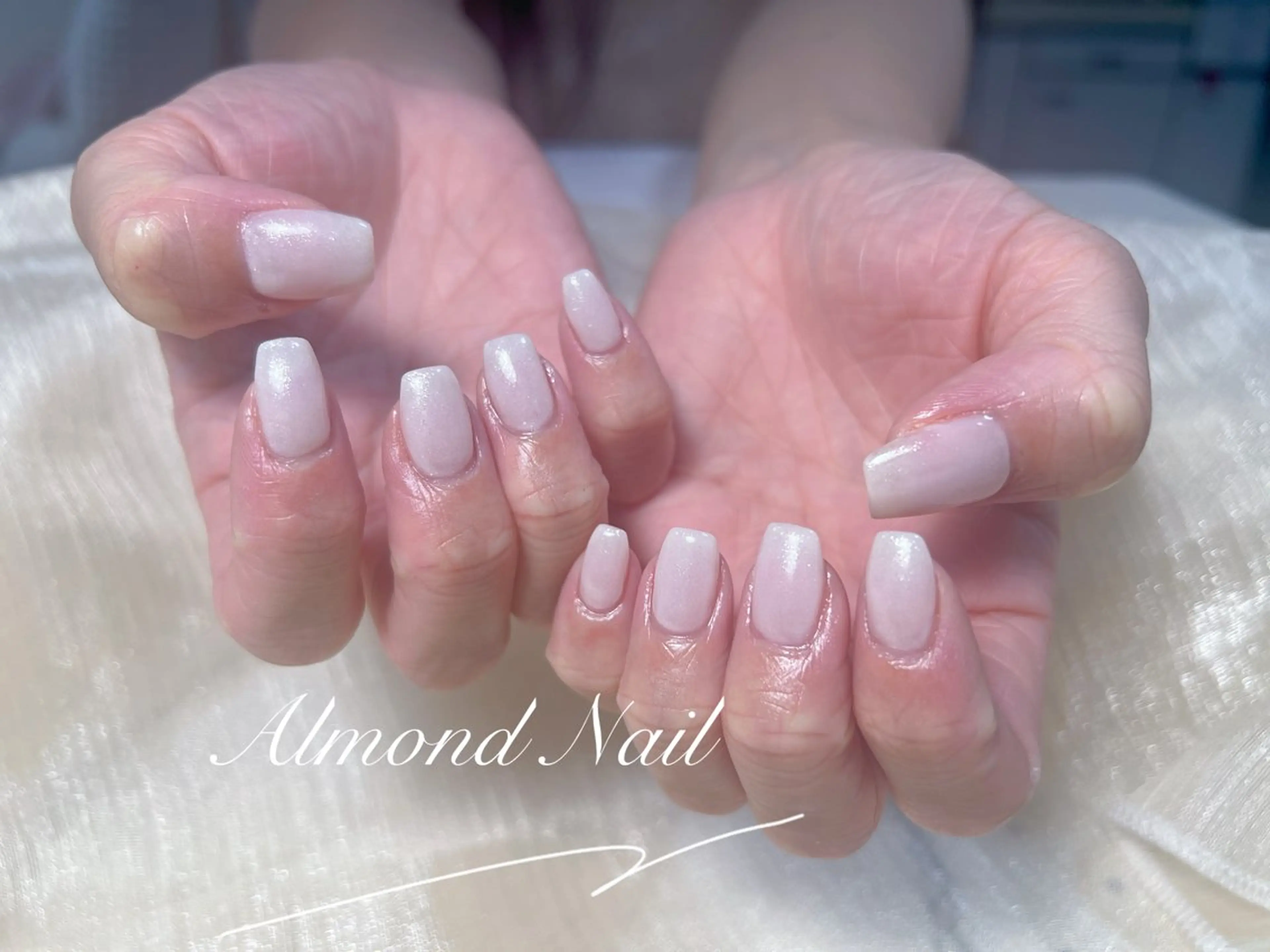 ネイル ハンドネイル Almond Nail 亀戸のネイルデザイン