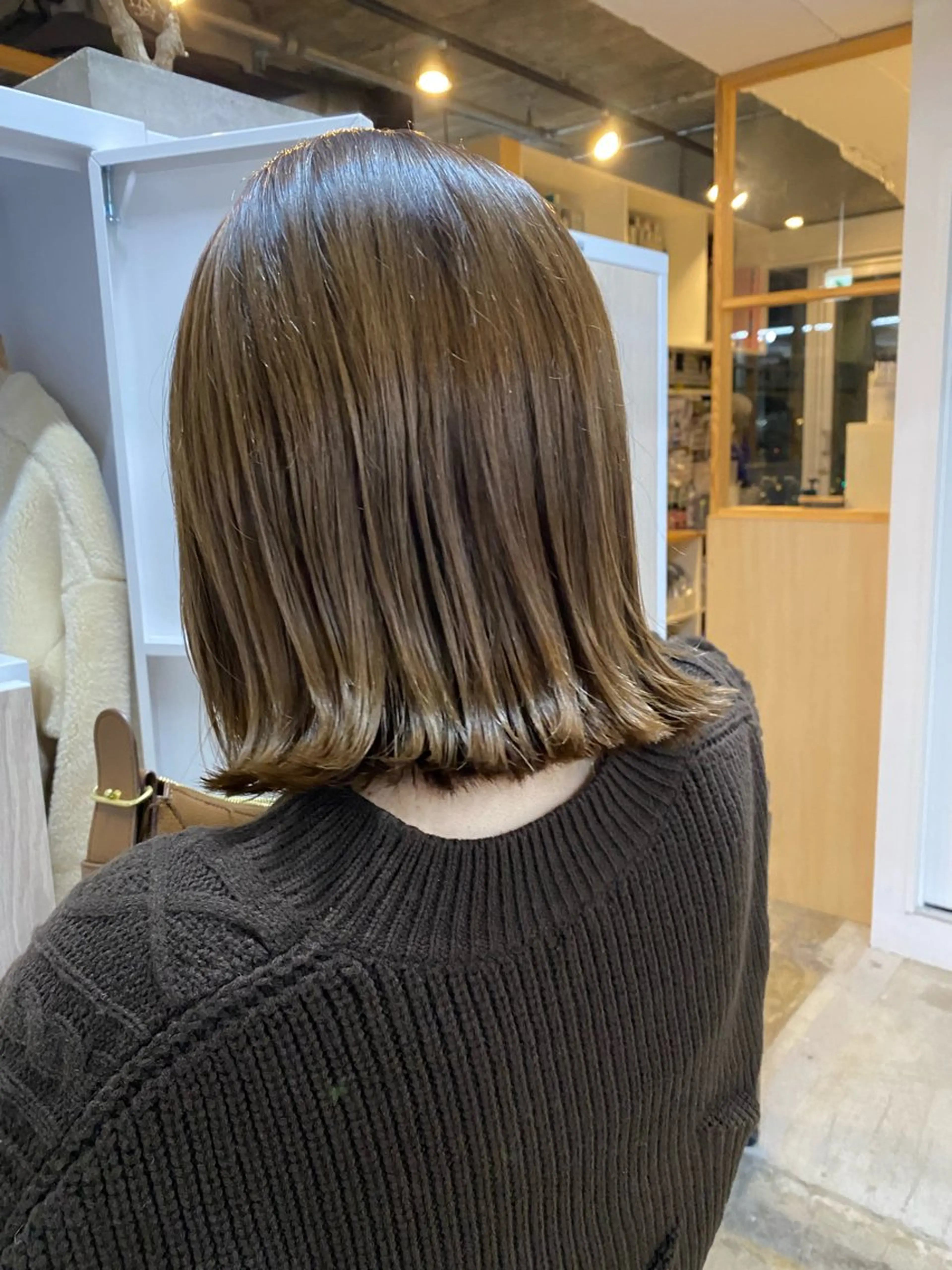 ミディアム ボブ シミズ アスカのヘアスタイル