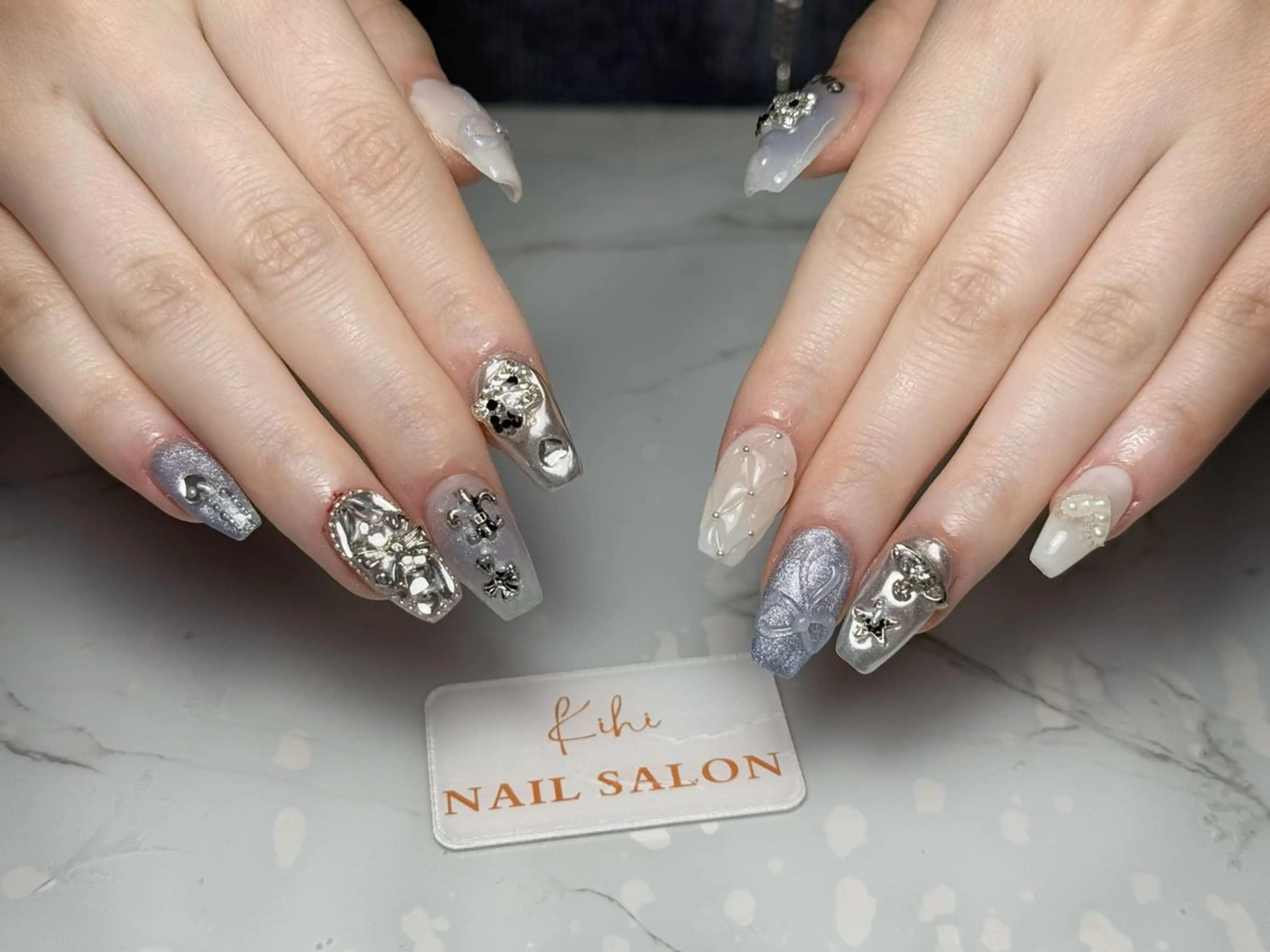 ネイル アートネイル フレンチネイル ジェルネイル グラデーション 韓国ネイル さくら💮💮 【オフ無料】のネイルデザイン