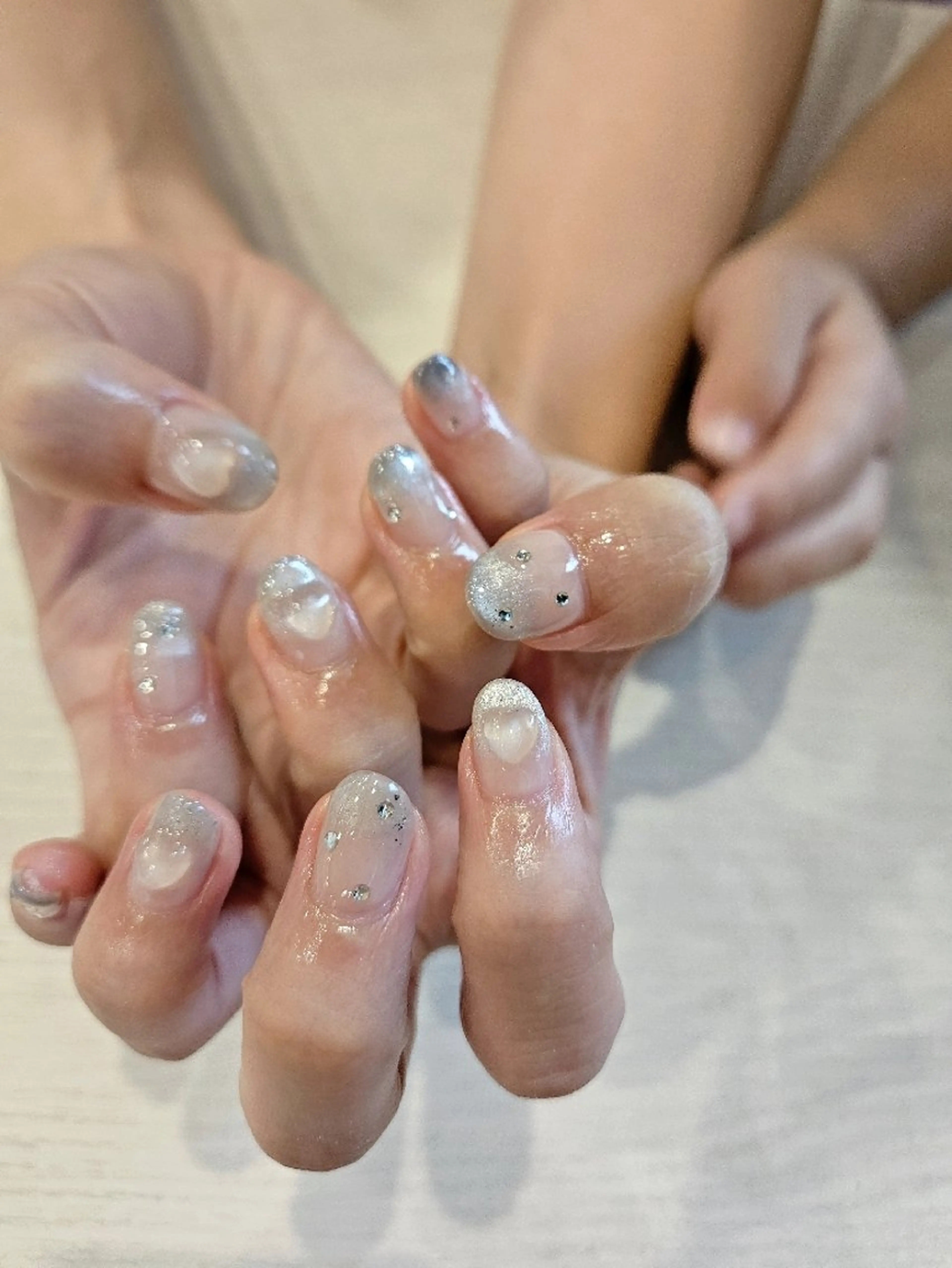 ネイル ハンドネイル 関口 友菜のヘアスタイル