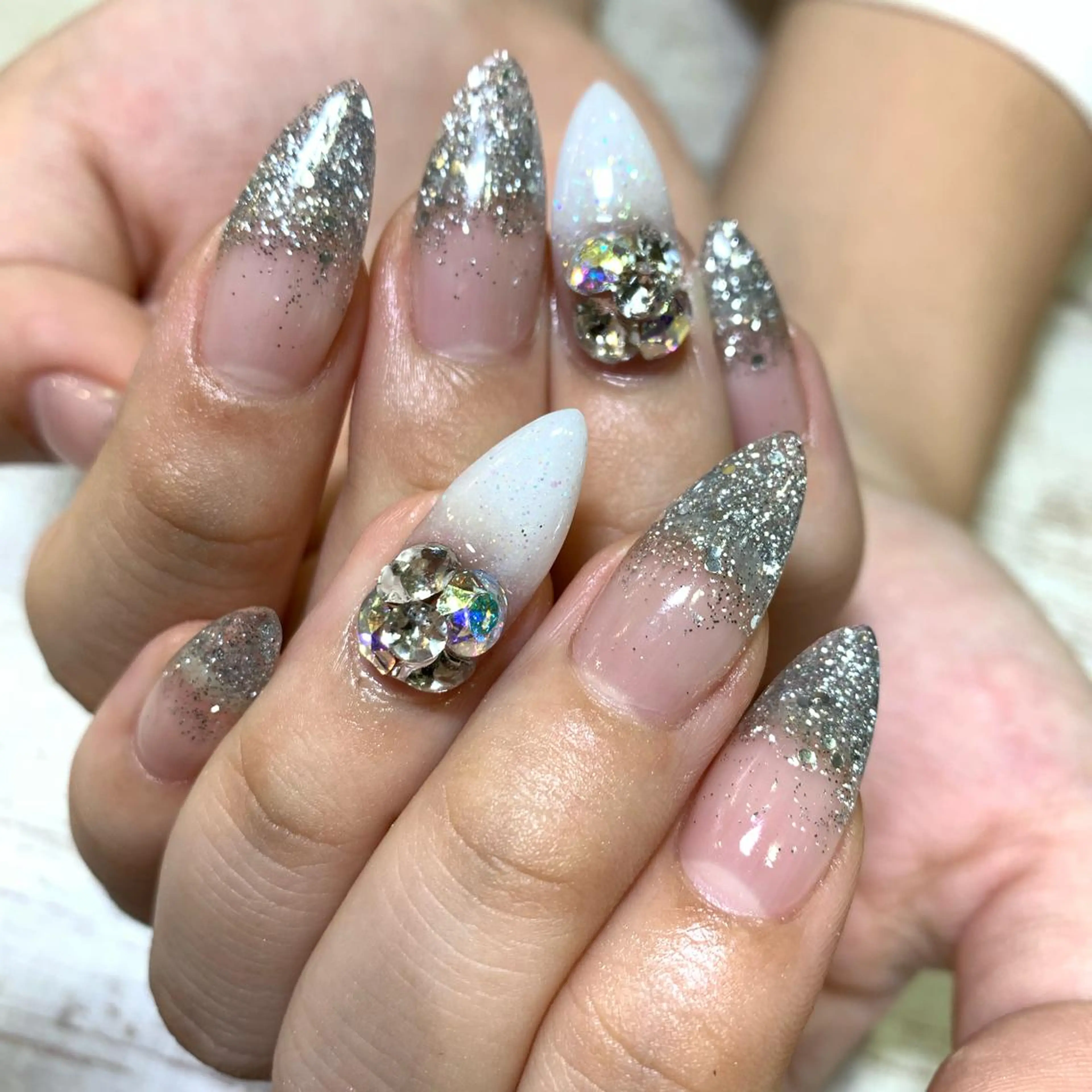 ネイル Lino+ ネイル&よもぎ蒸しのネイルデザイン