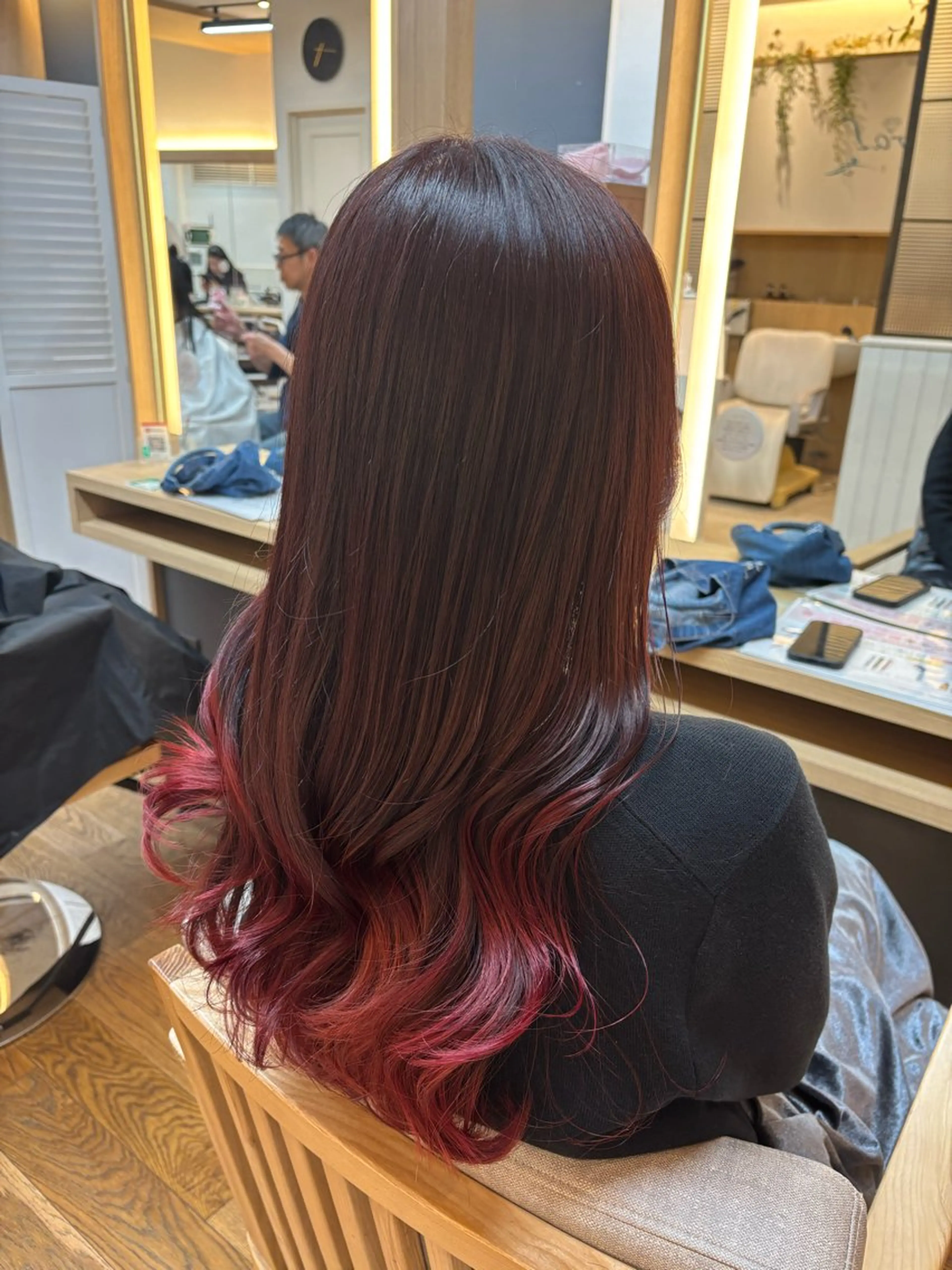 ロング カラー ブリーチ グラデーションカラー ヘアカラー トリートメント 韓国ヘア sasugaのヘアスタイル