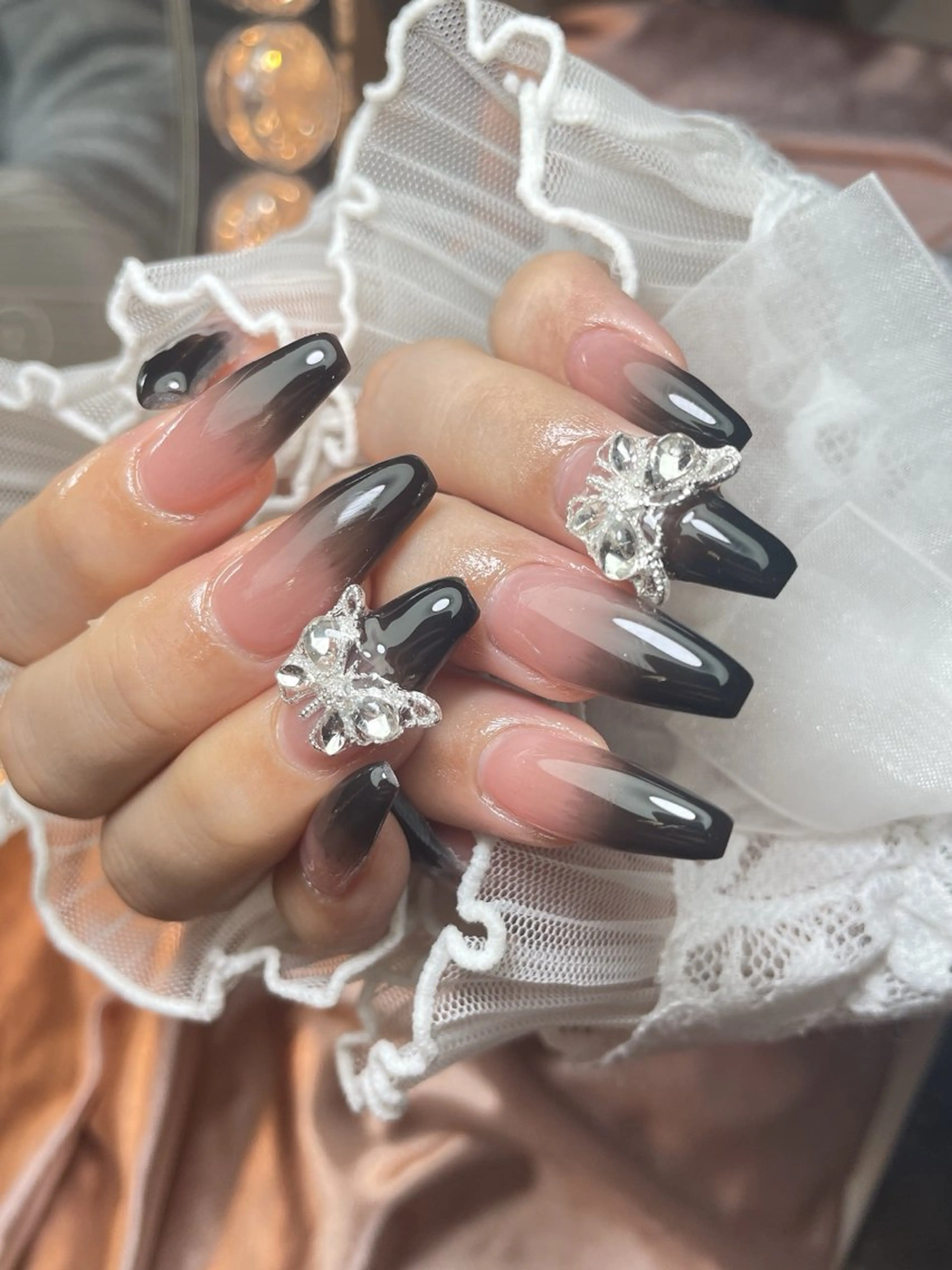 ネイル 23時まで❤︎韓国、 ワンホンネイルのネイルデザイン