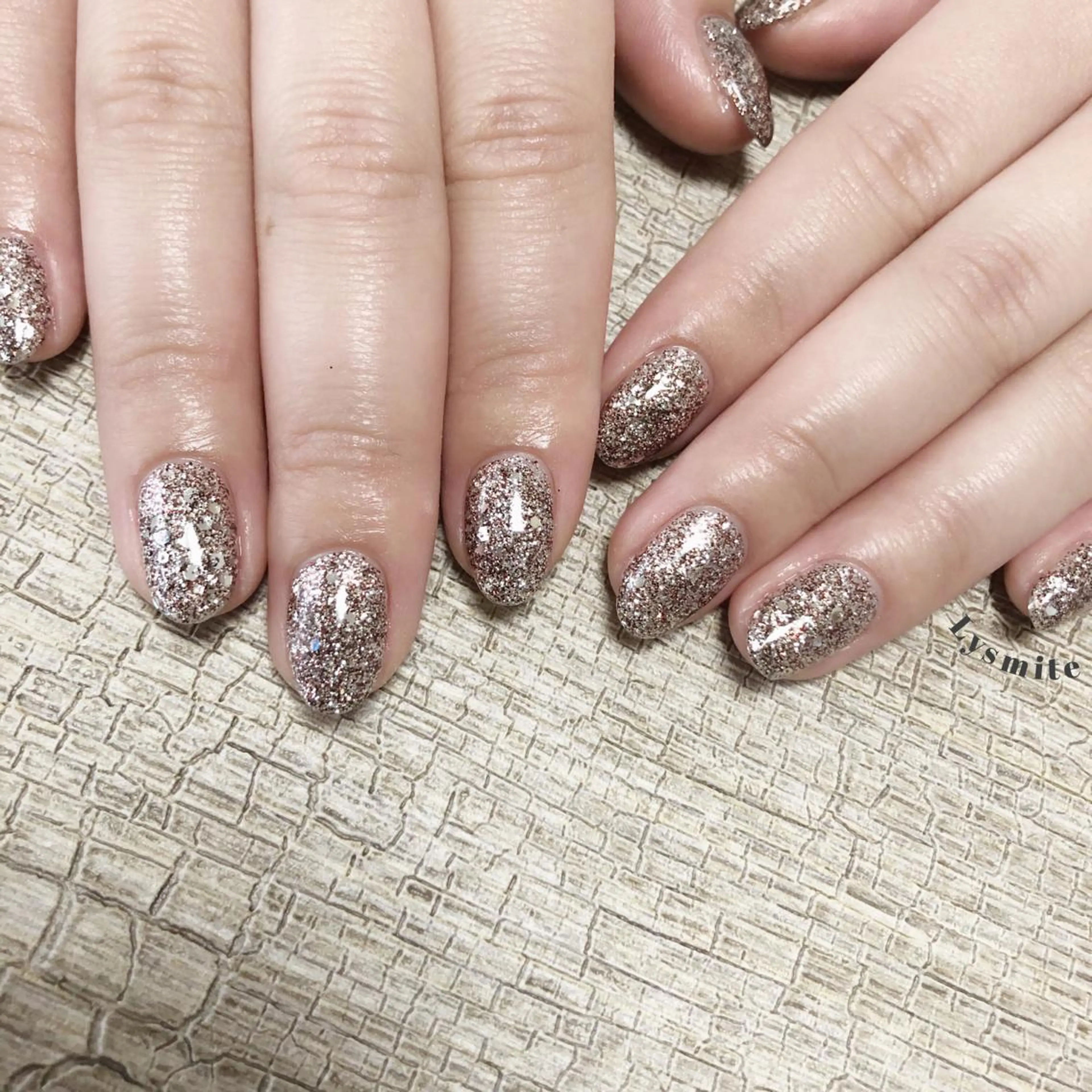 ネイル ラメ(グリッター) ハンドネイル Lysmite所属・岩本 美香のネイルデザイン