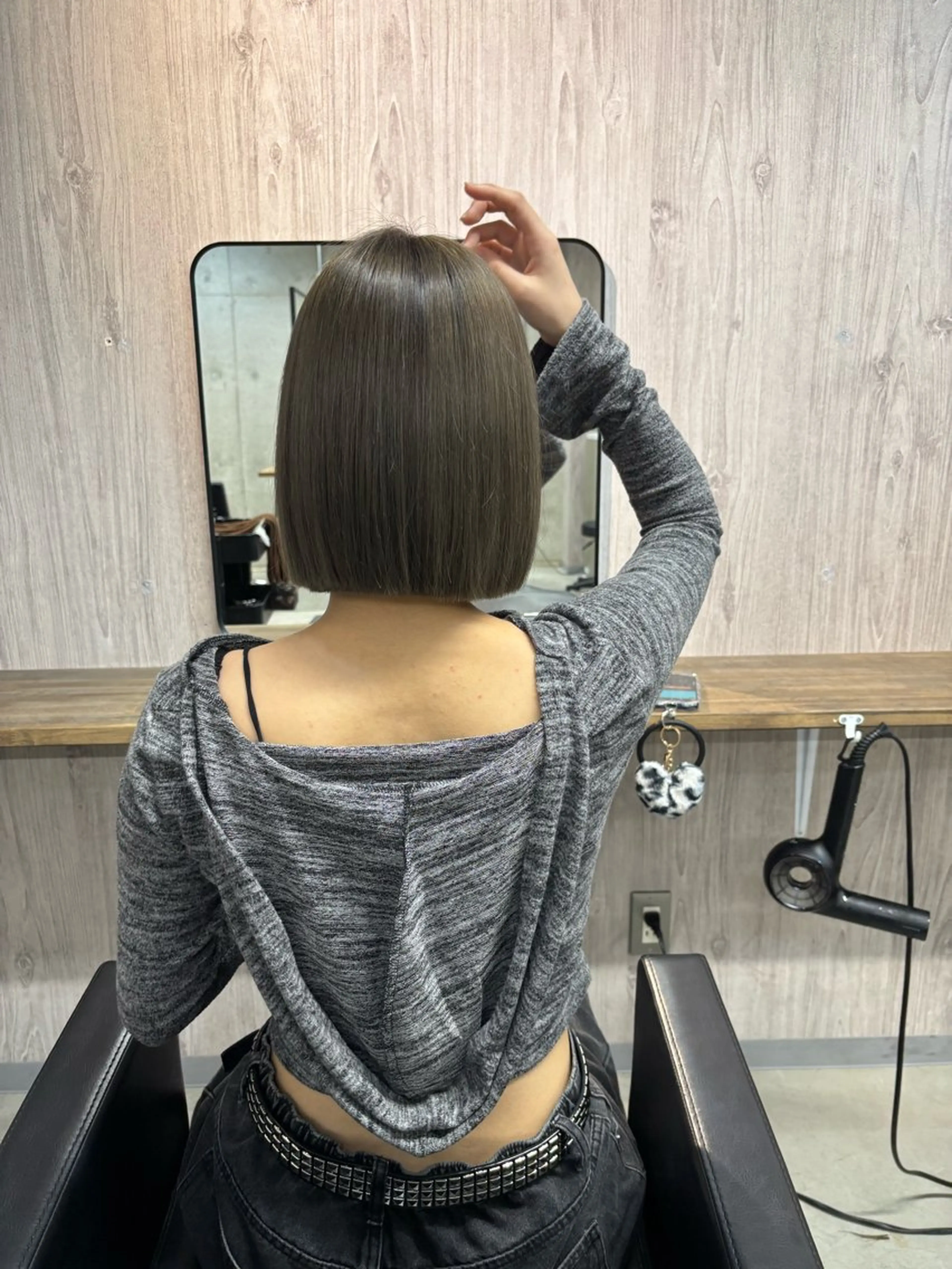 ショート カラー ボブ かの／GiseL／ ハイトーン／ブリーチのヘアスタイル