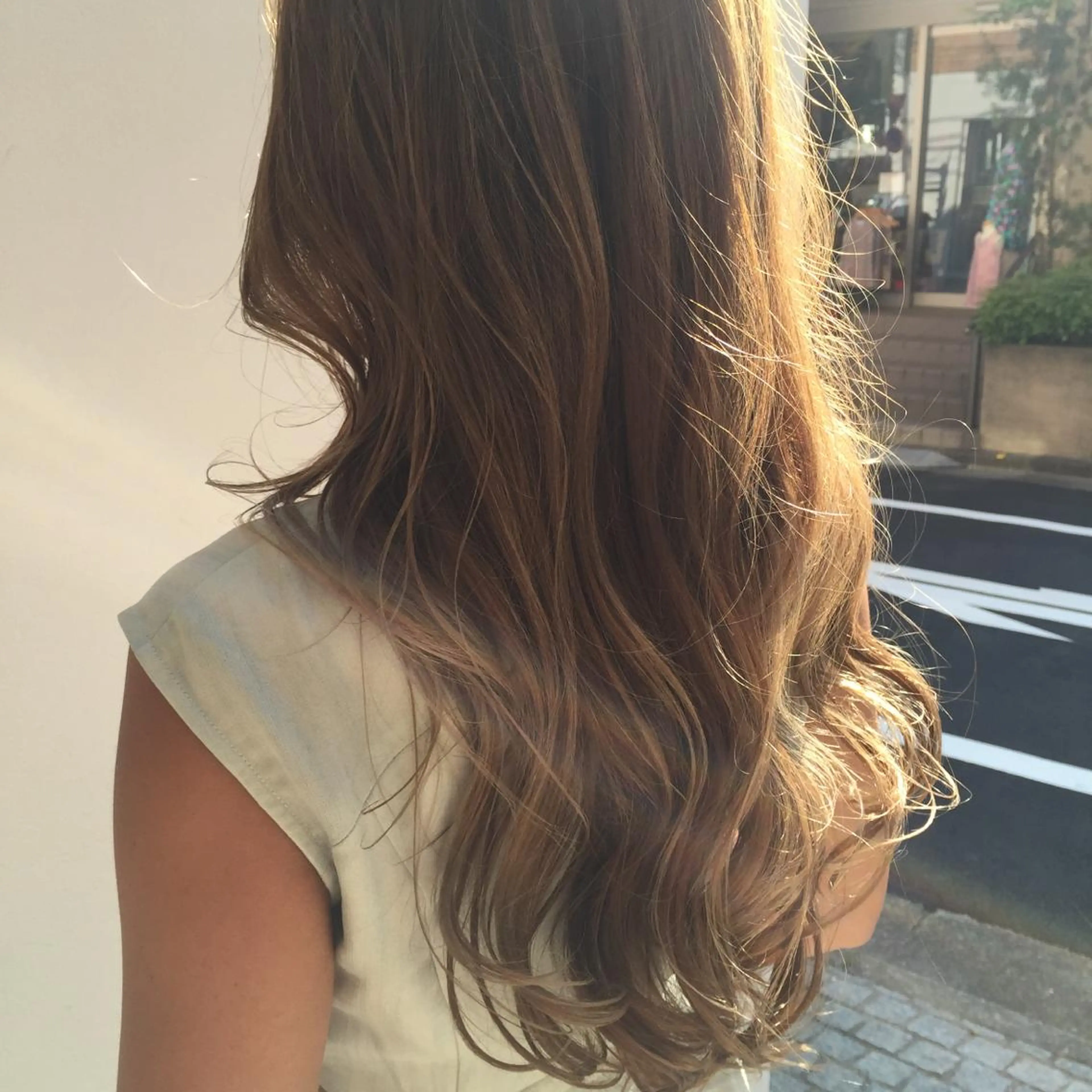 カット & ダメージレスパーマ&潤いトリートメントの写真