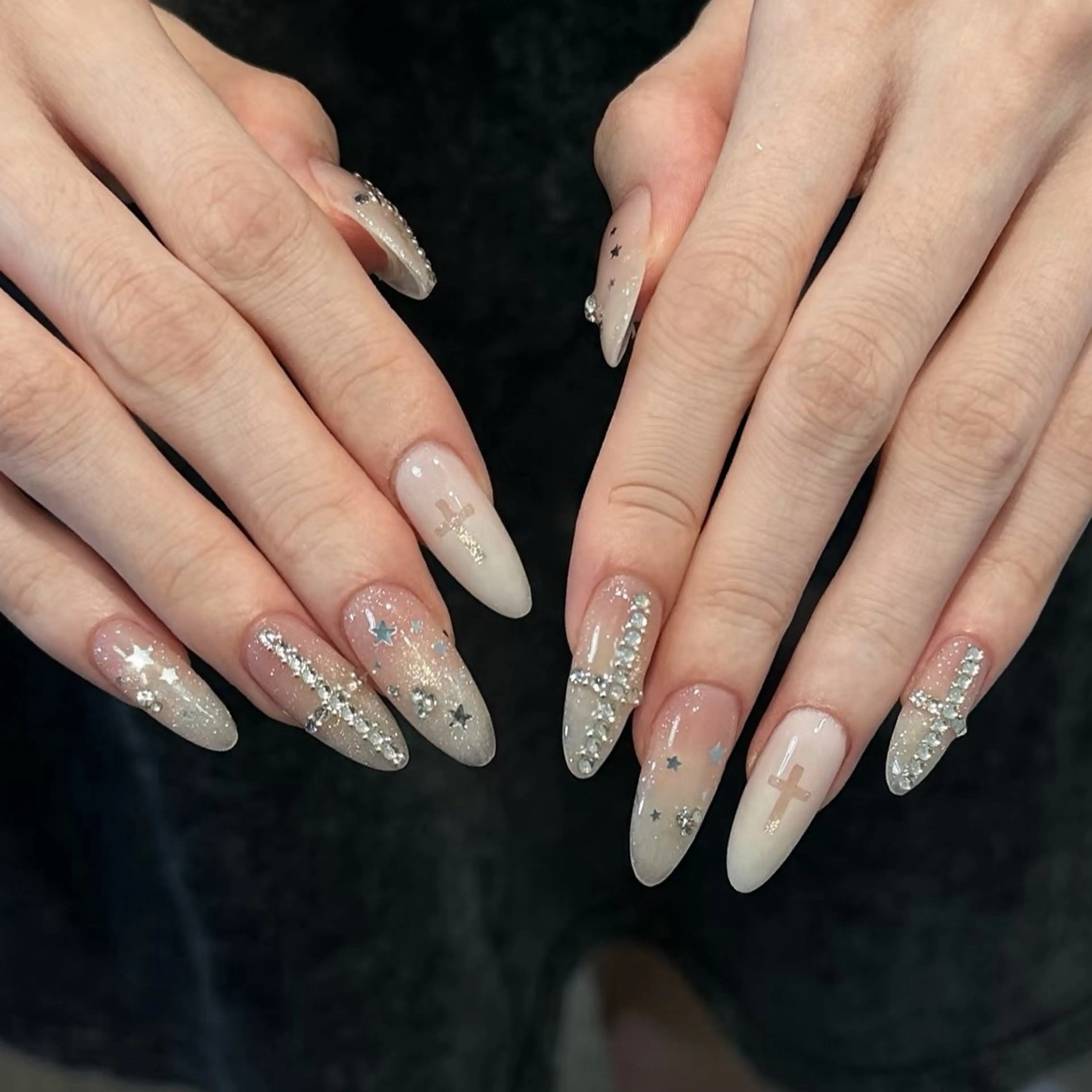 ネイル オーロラネイル チークネイル 長さ出し フットネイル フレンチネイル ハンドネイル J&C Nail Salon吉祥寺所属・YU KIのネイルデザイン