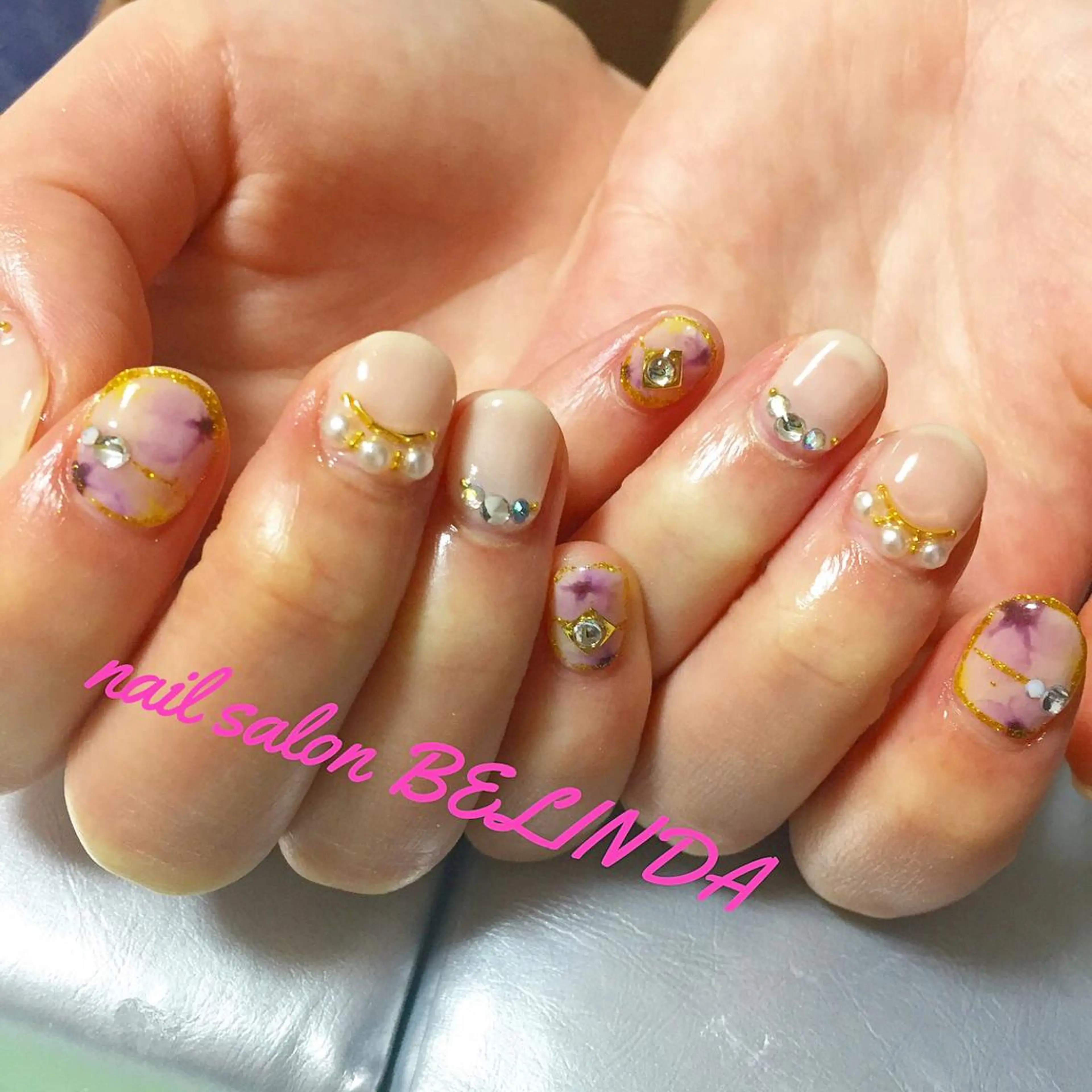 ショート ネイル キラキラネイル ハンドネイル 毛利 ゆりあのエステ・リラクイメージ