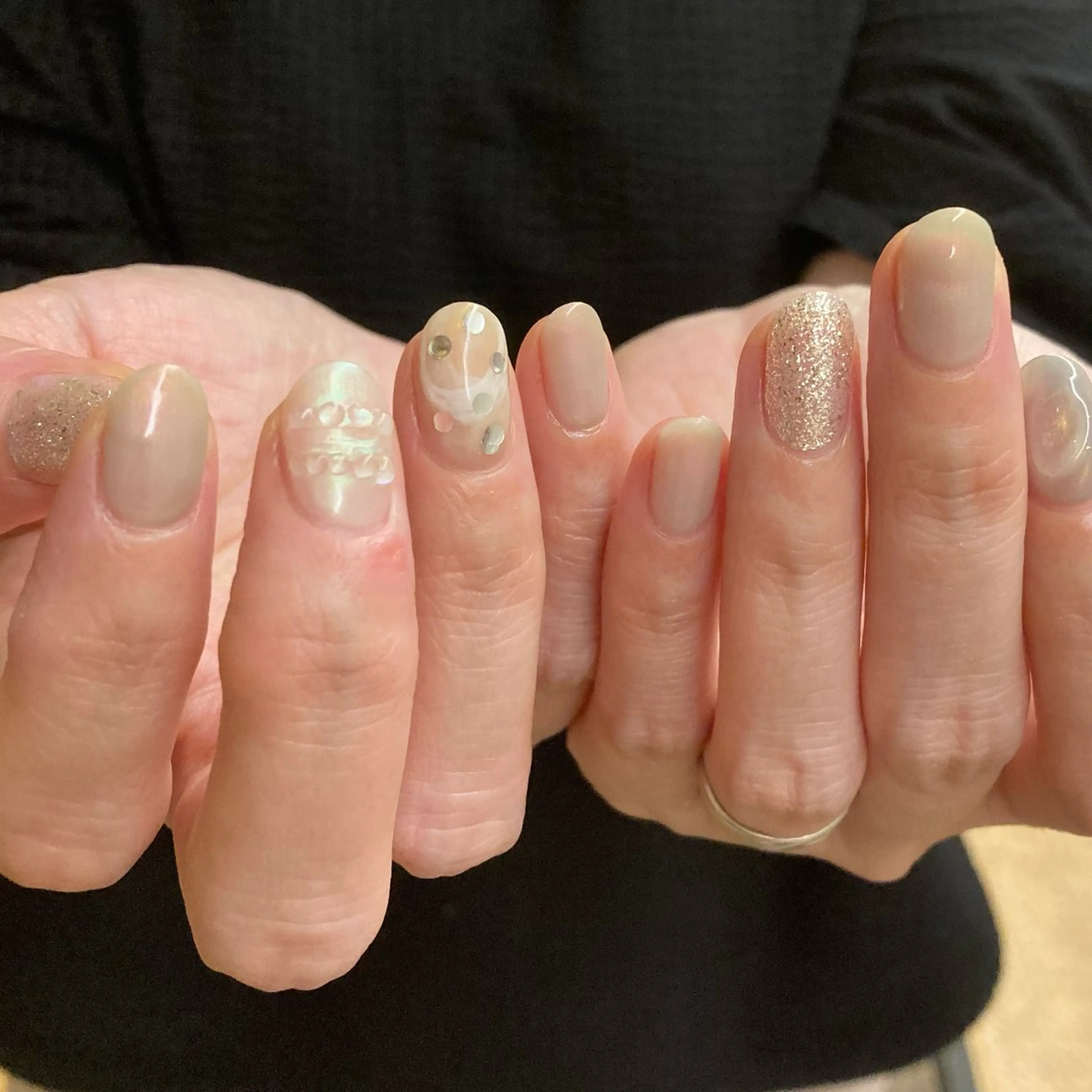 ネイル 𓂃toi. 儚げnuanceのネイルデザイン