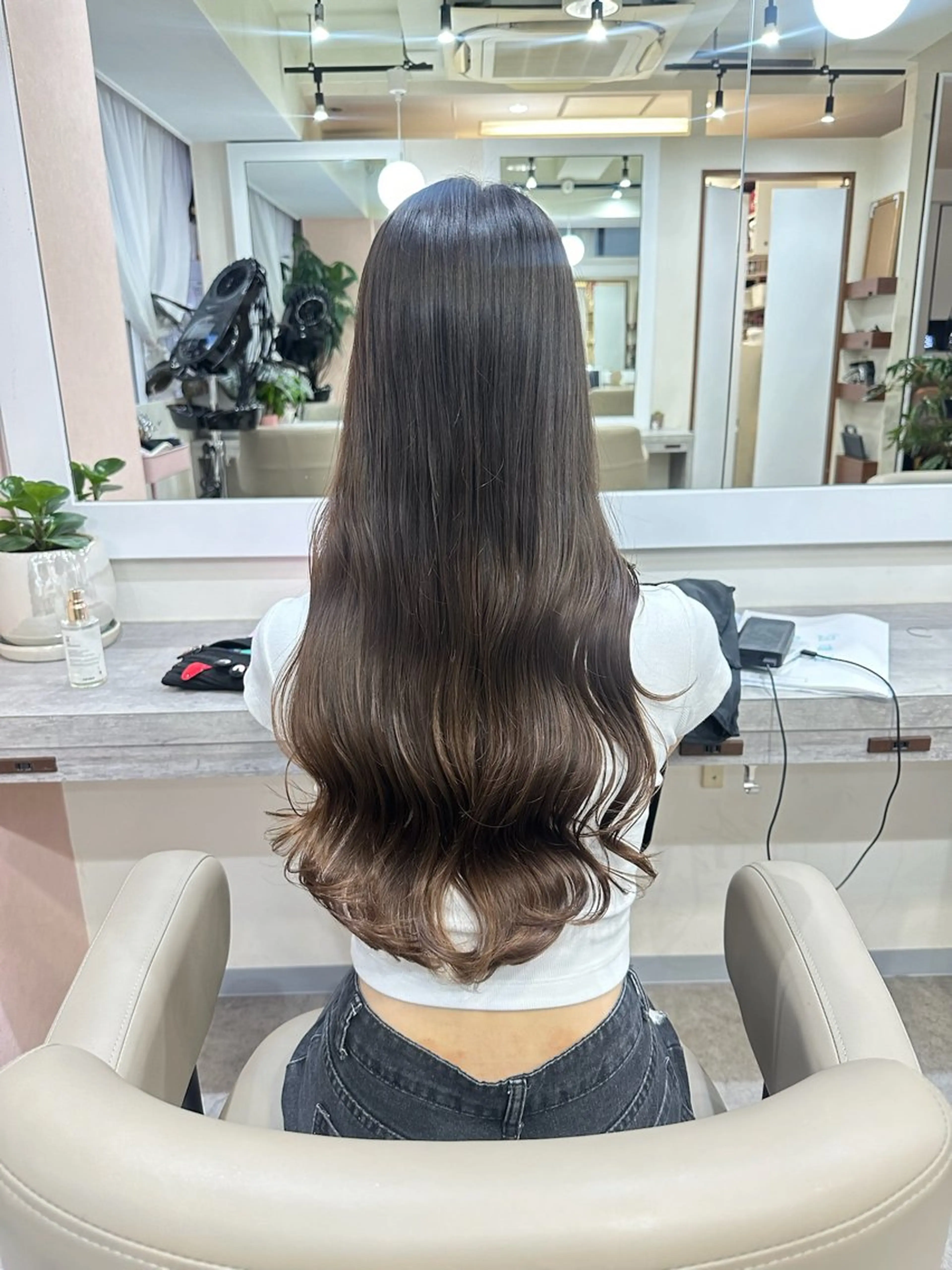 ロング パーマ コテ巻き/パーマ/艶 透明感/荻原凜太郎のヘアスタイル