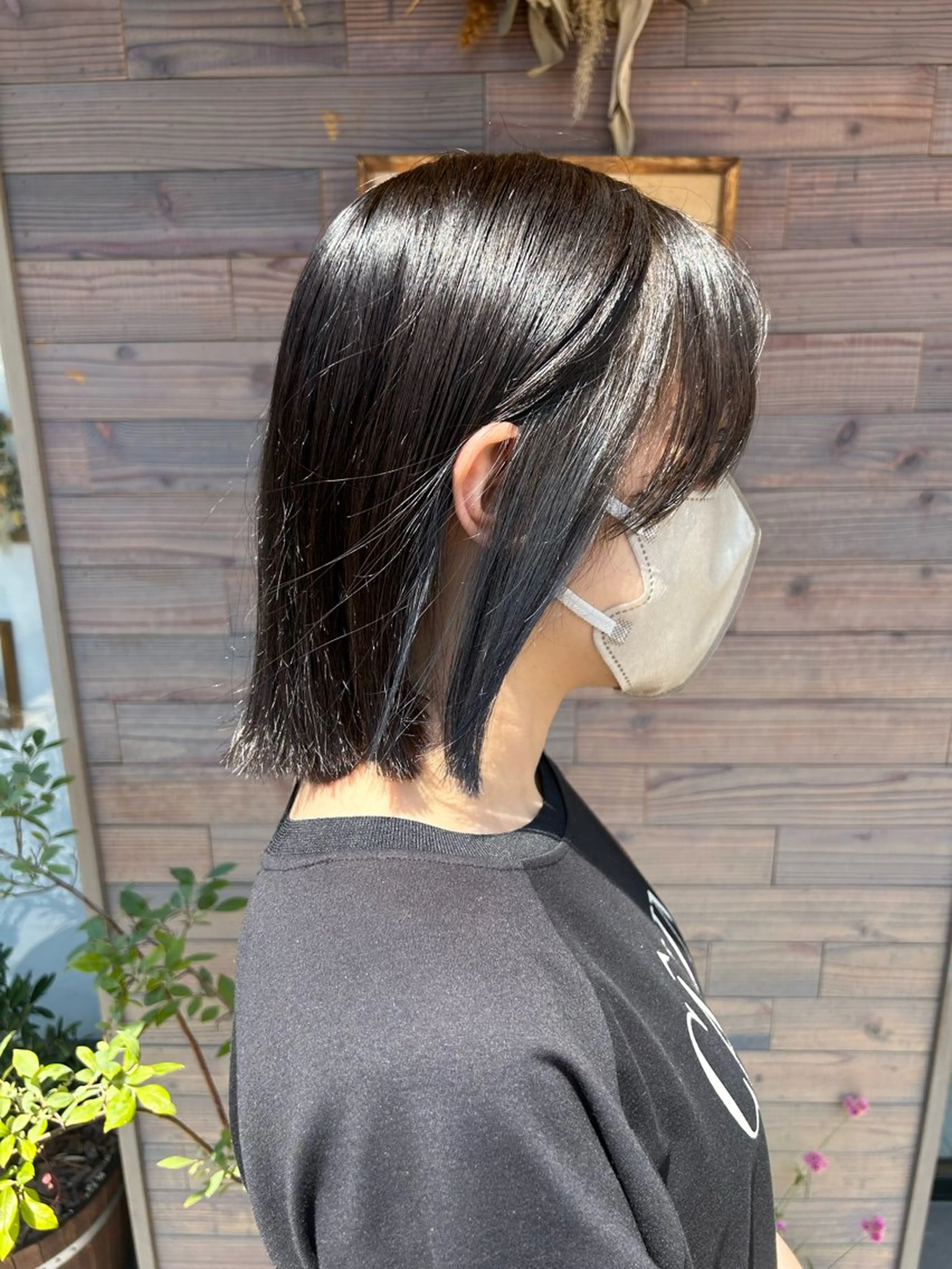 ショート ヘアカラー 高津 千慧のヘアスタイル