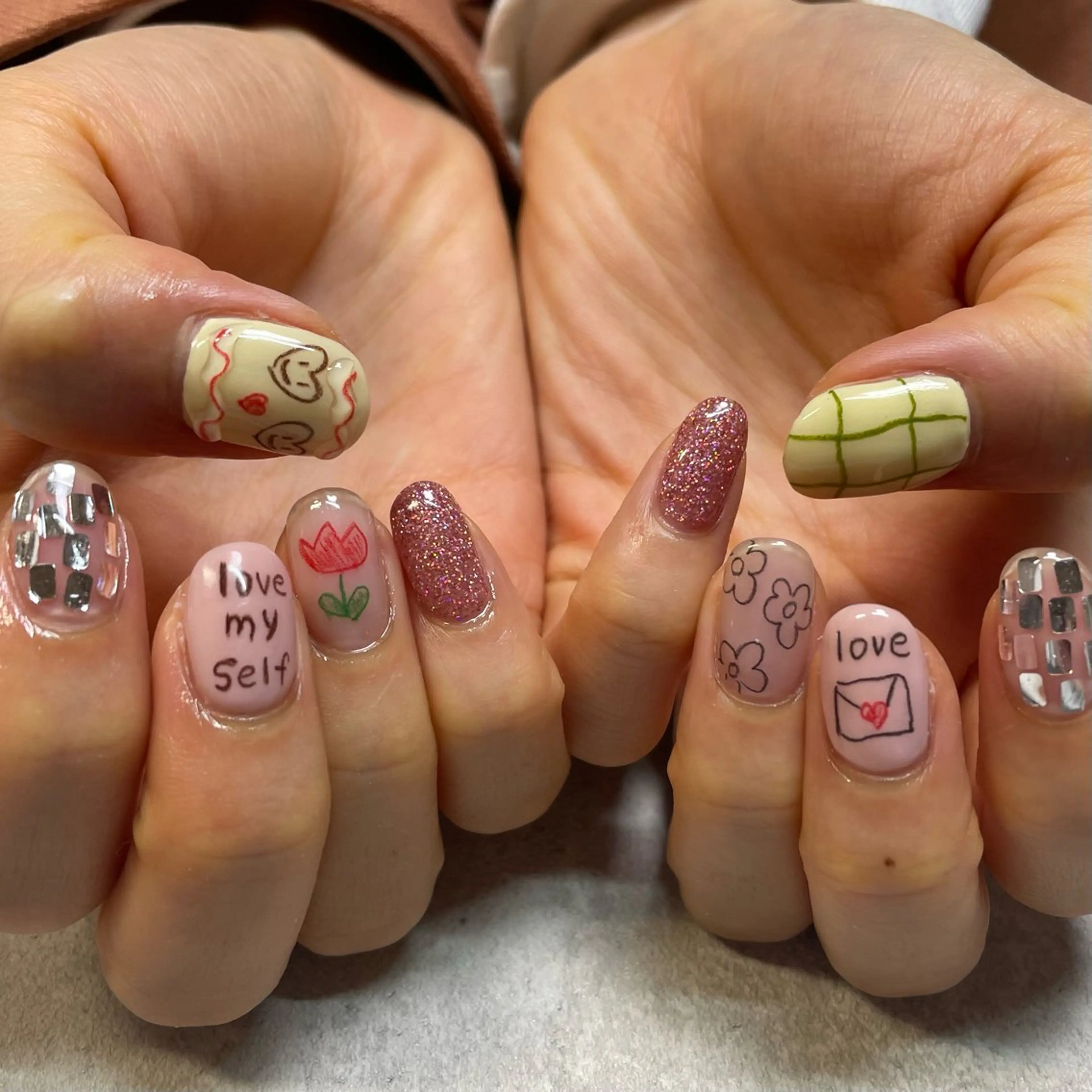 ネイル _ amiのネイルデザイン