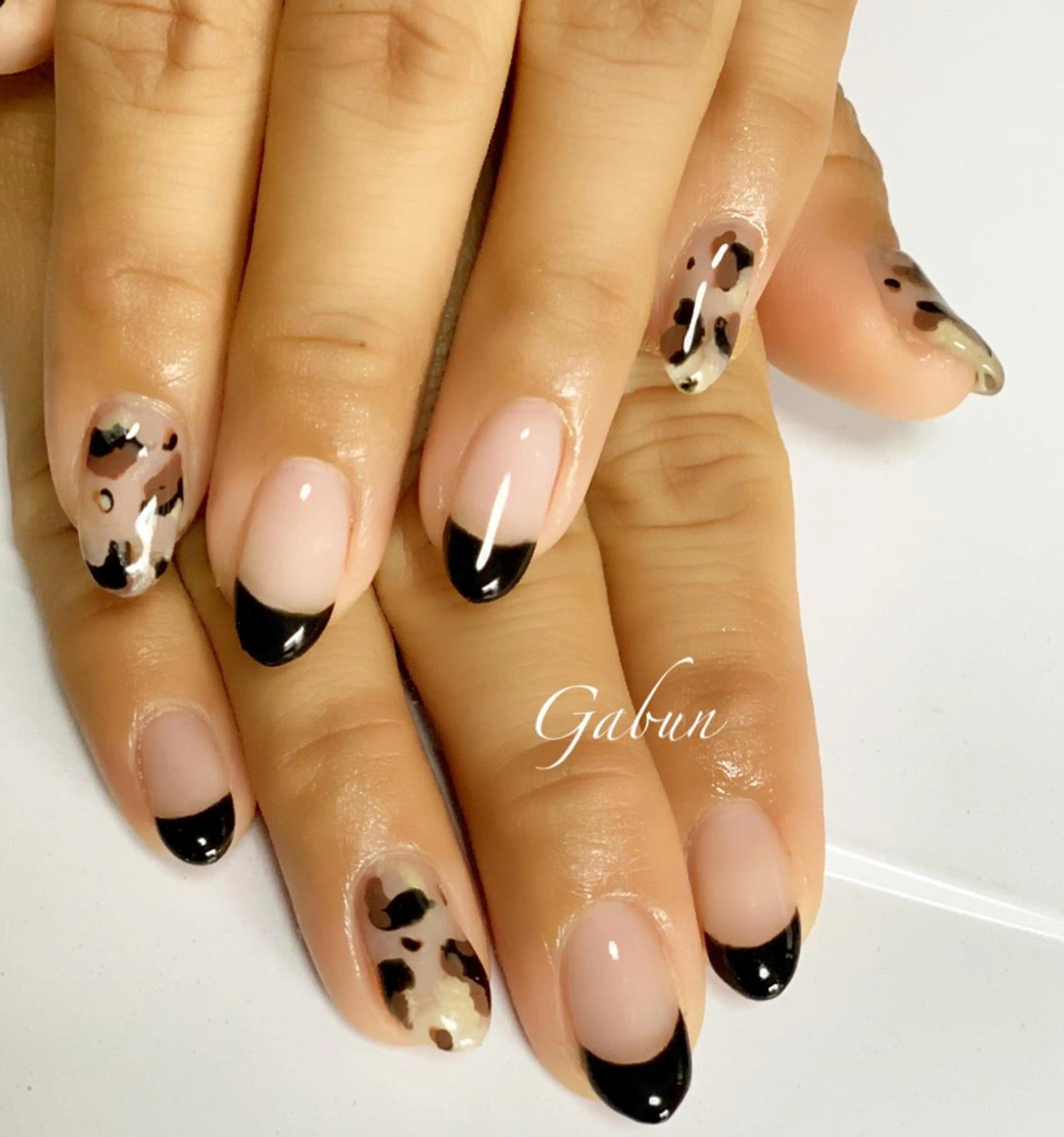 ネイル アニマル柄 アートネイル フレンチネイル ハンドネイル ハンドケア LOTUS ネイルサロンのネイルデザイン