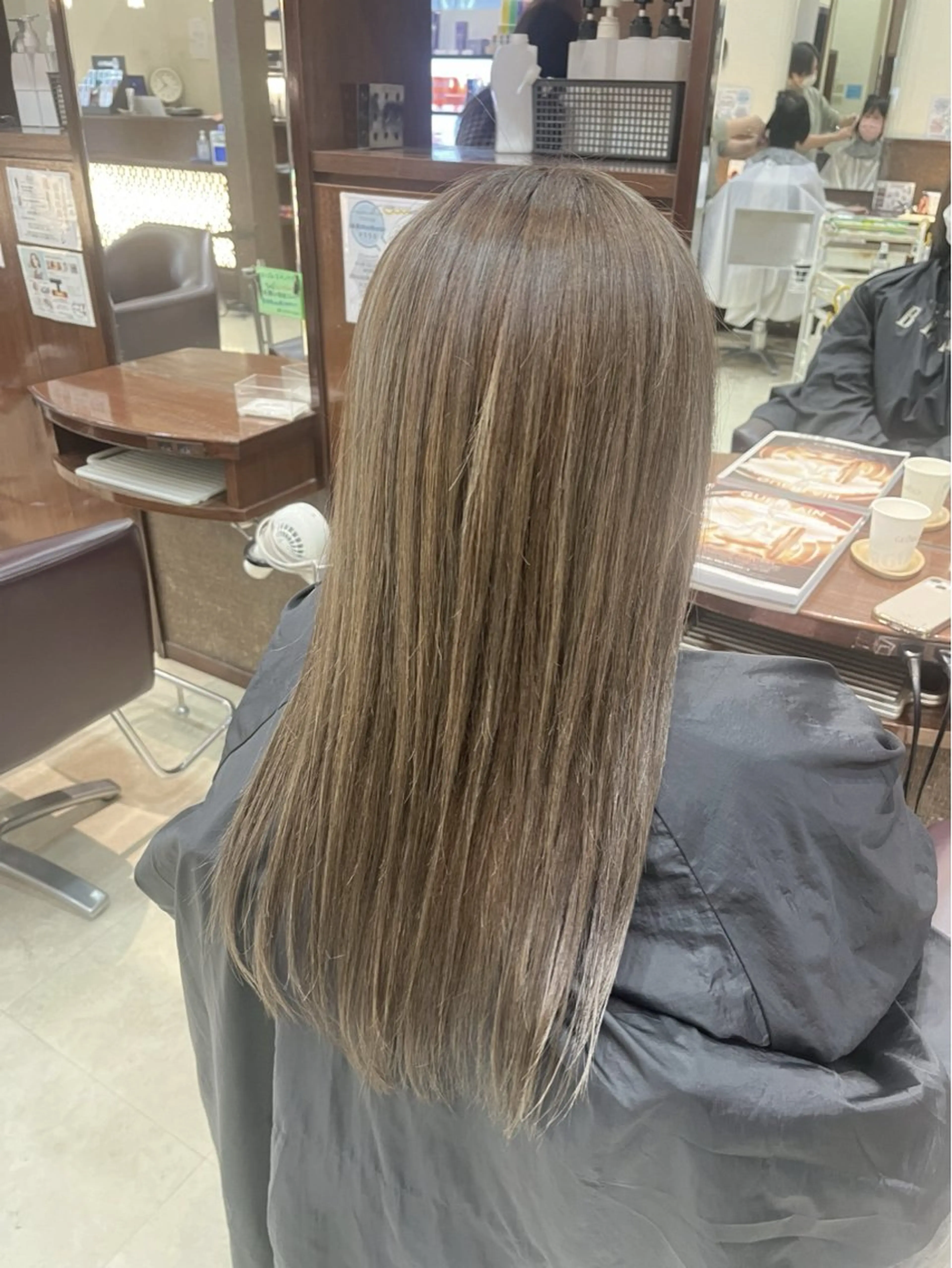 ロング カラー BENI鈎取 kanakoのヘアスタイル