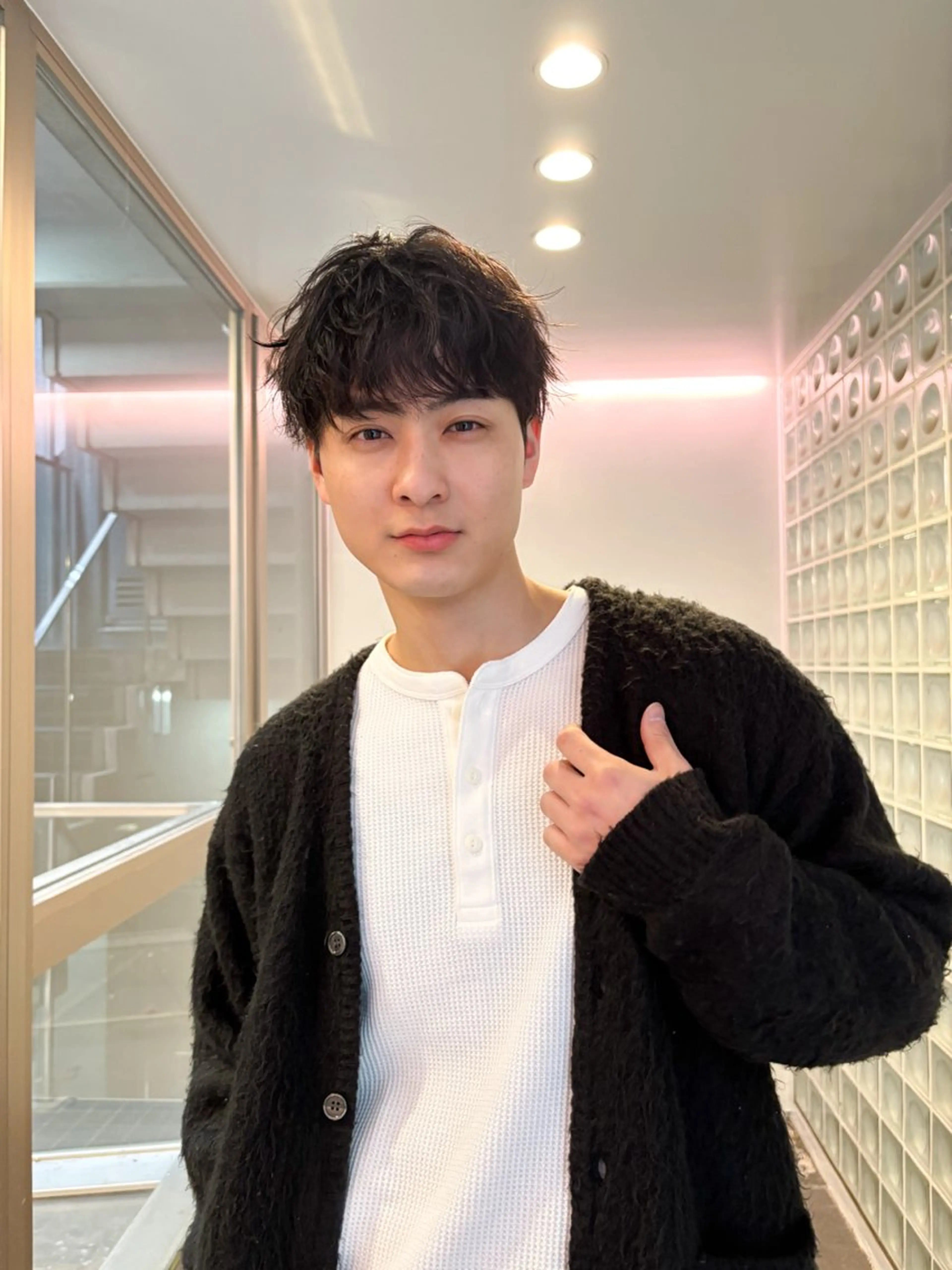 ショート パーマ メンズ ビジネス メンズパーマ 波巻きパーマ スパイラルパーマ 【メンズ縮毛矯正】 FILMS  軍司のヘアスタイル