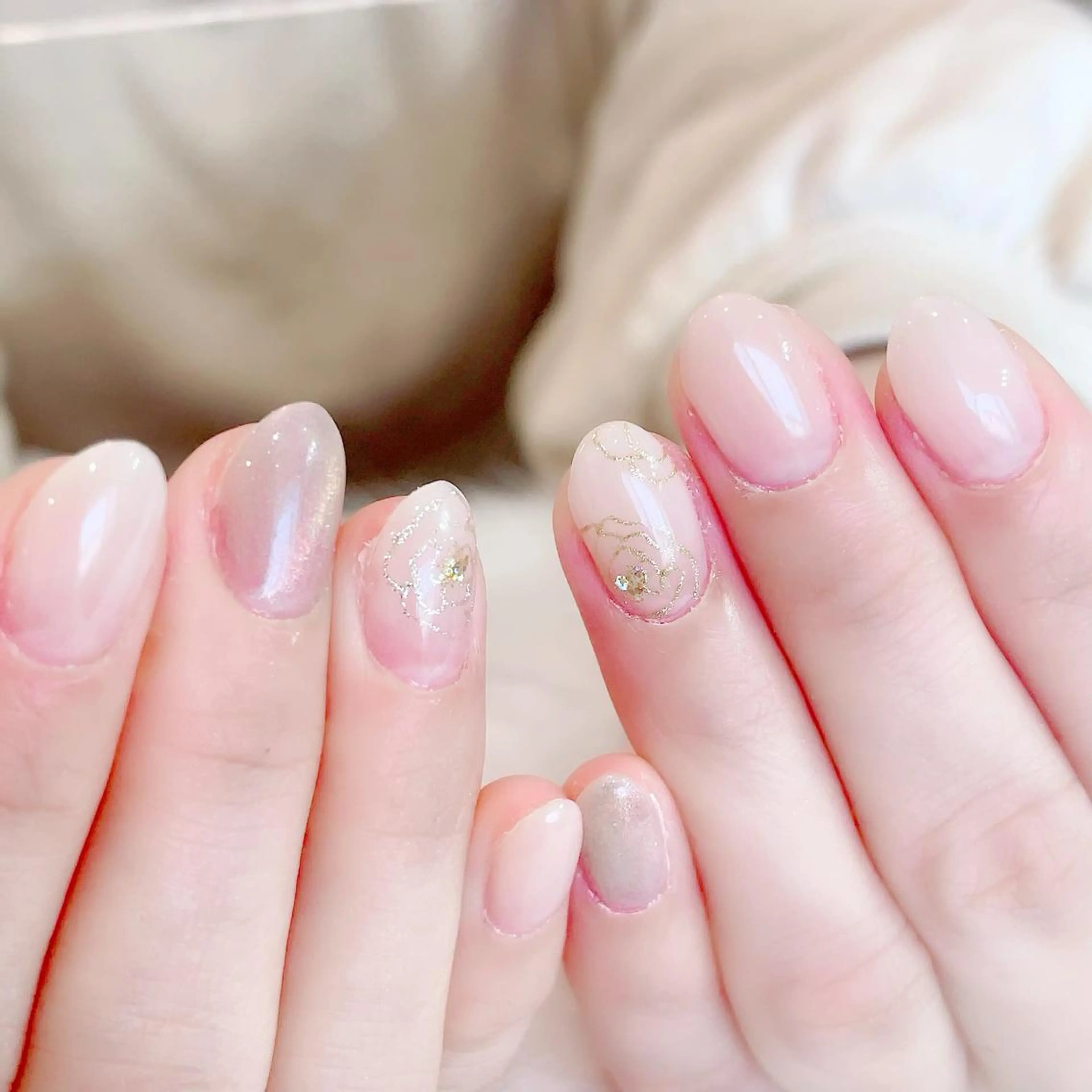 ネイル フラワーネイル マグネットネイル ホワイト NailSalon  I-Crystal所属・中村 郁美のネイルデザイン