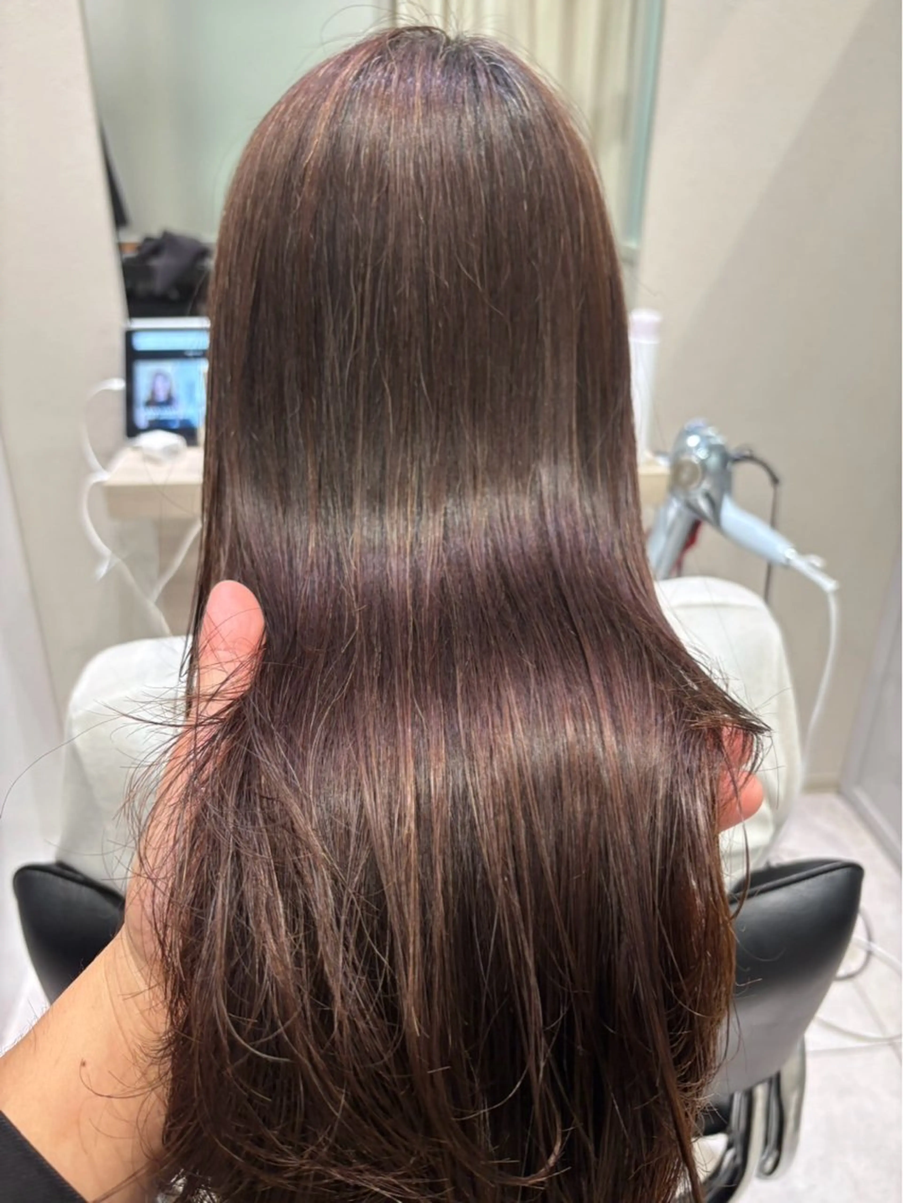 ロング カラー EMANONシェアサロン千葉所属・Manami☁️ 縮毛/カットモデルのヘアスタイル