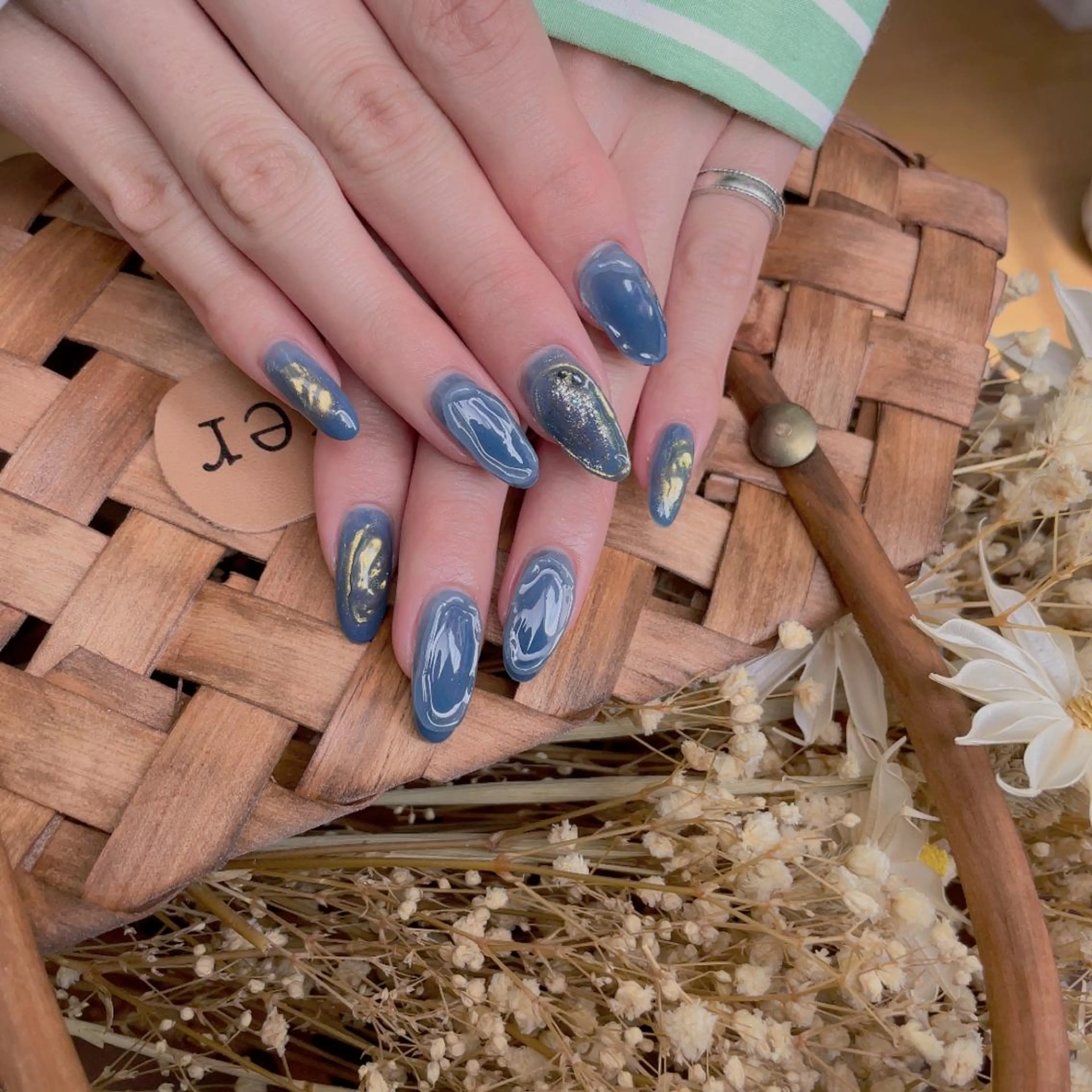 ネイル ハンドネイル 南野 由希のネイルデザイン