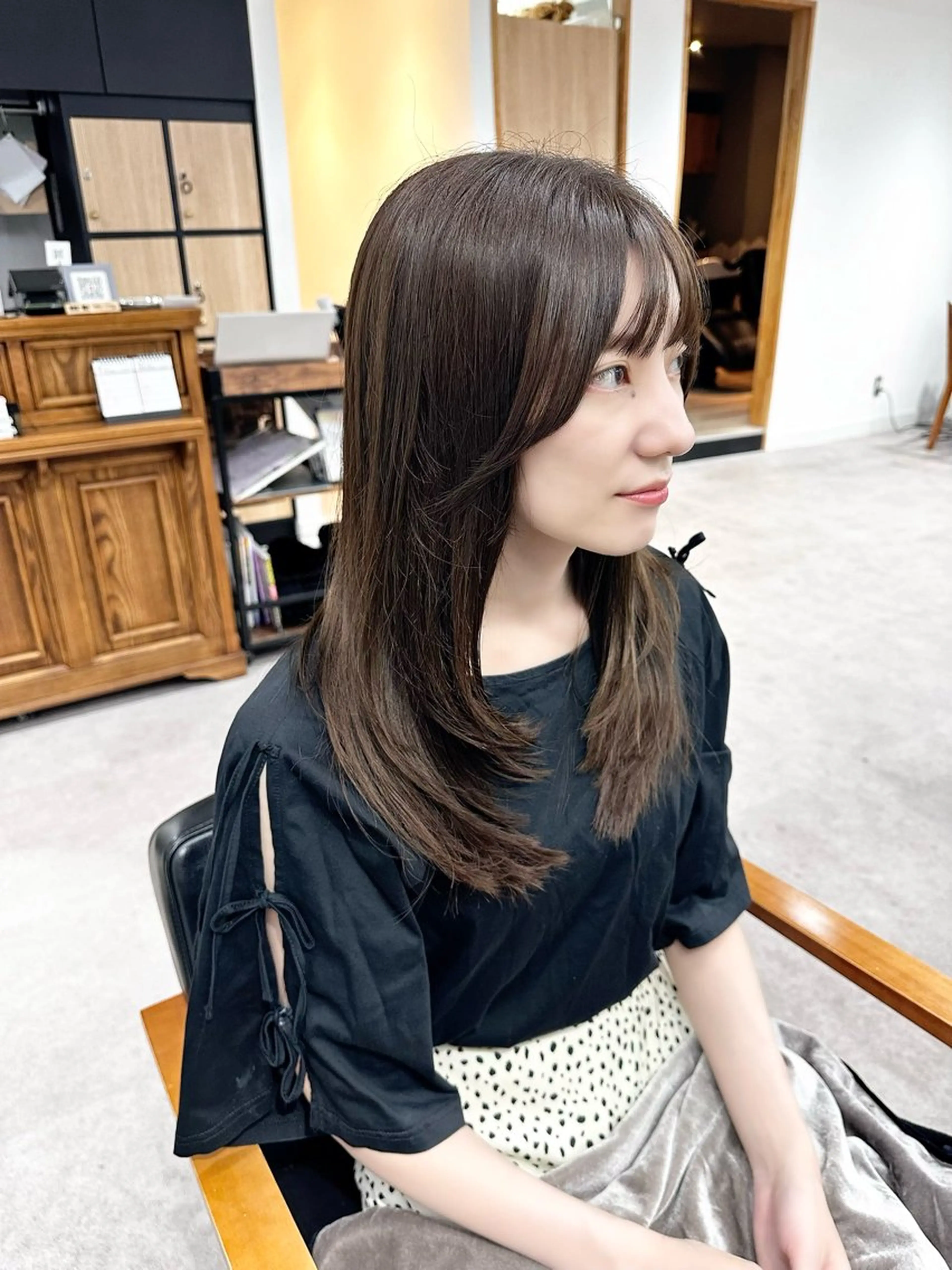 セミロング カラー パーマ ヘアアレンジ メンズ キッズ カット ヘアカラー 縮毛矯正 小顔顔まわり/ レイヤーカット🌿のヘアスタイル