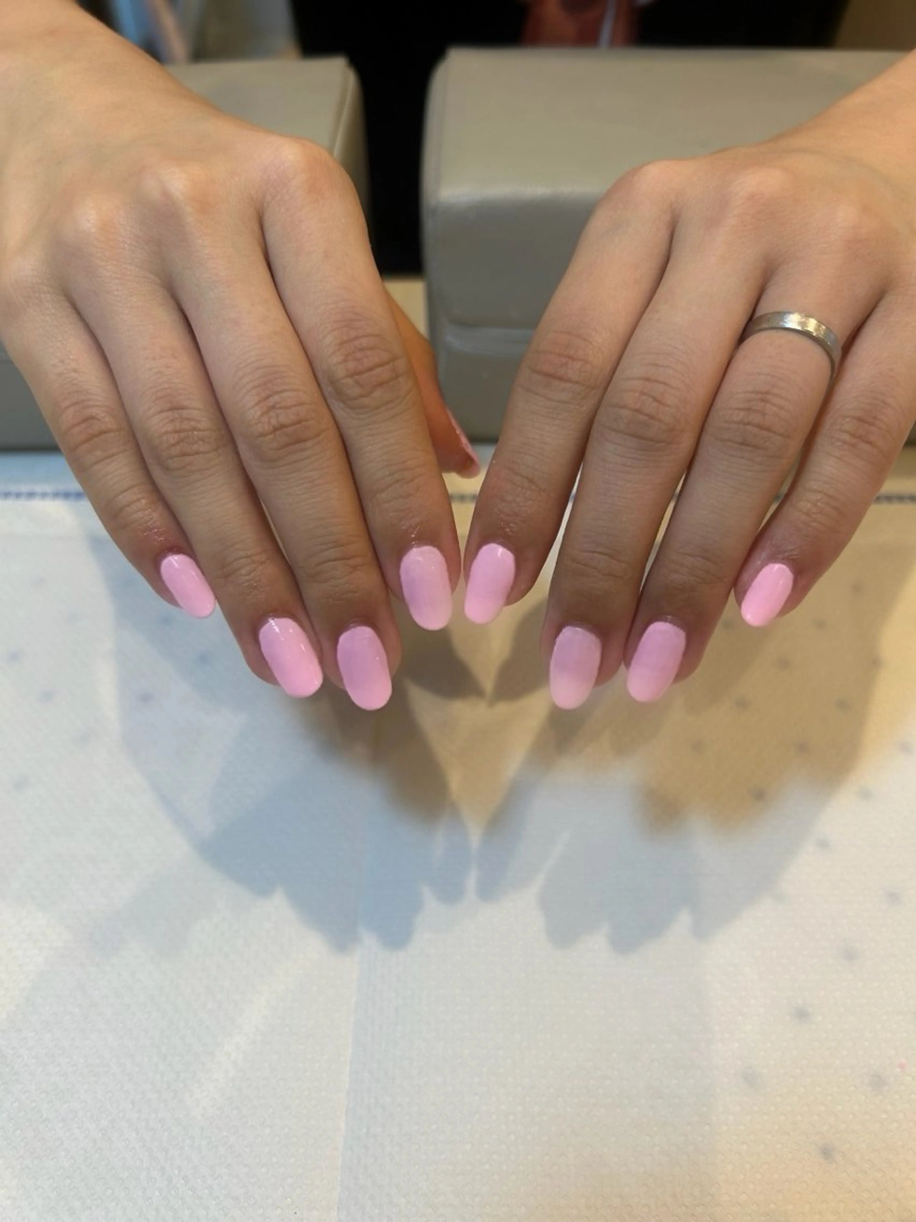 ネイル ワンカラーネイル ピンク シンプルネイル 梅野 直子 うねるま所属のネイルデザイン