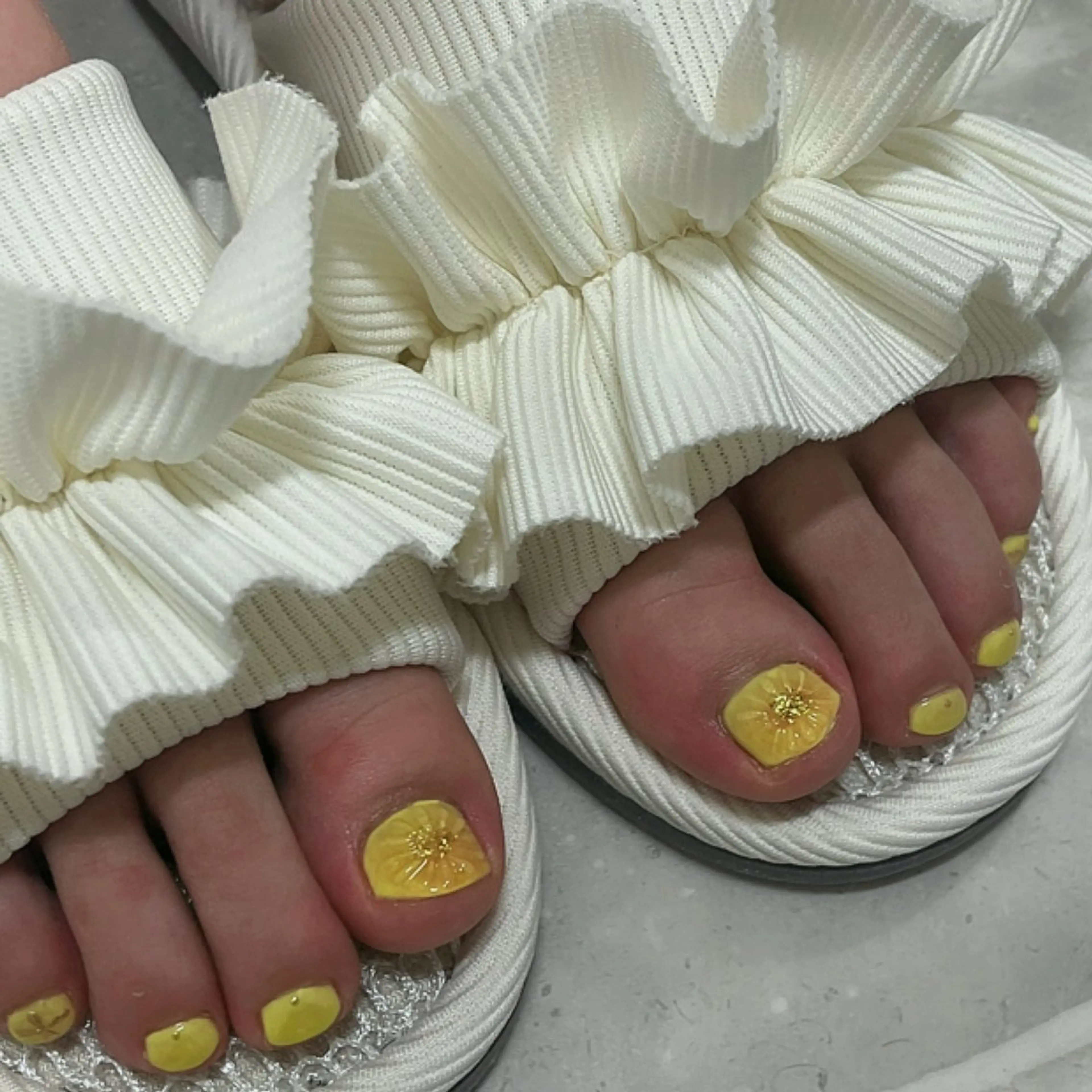 ネイル フットネイル Protea きぬがわ らむのネイルデザイン