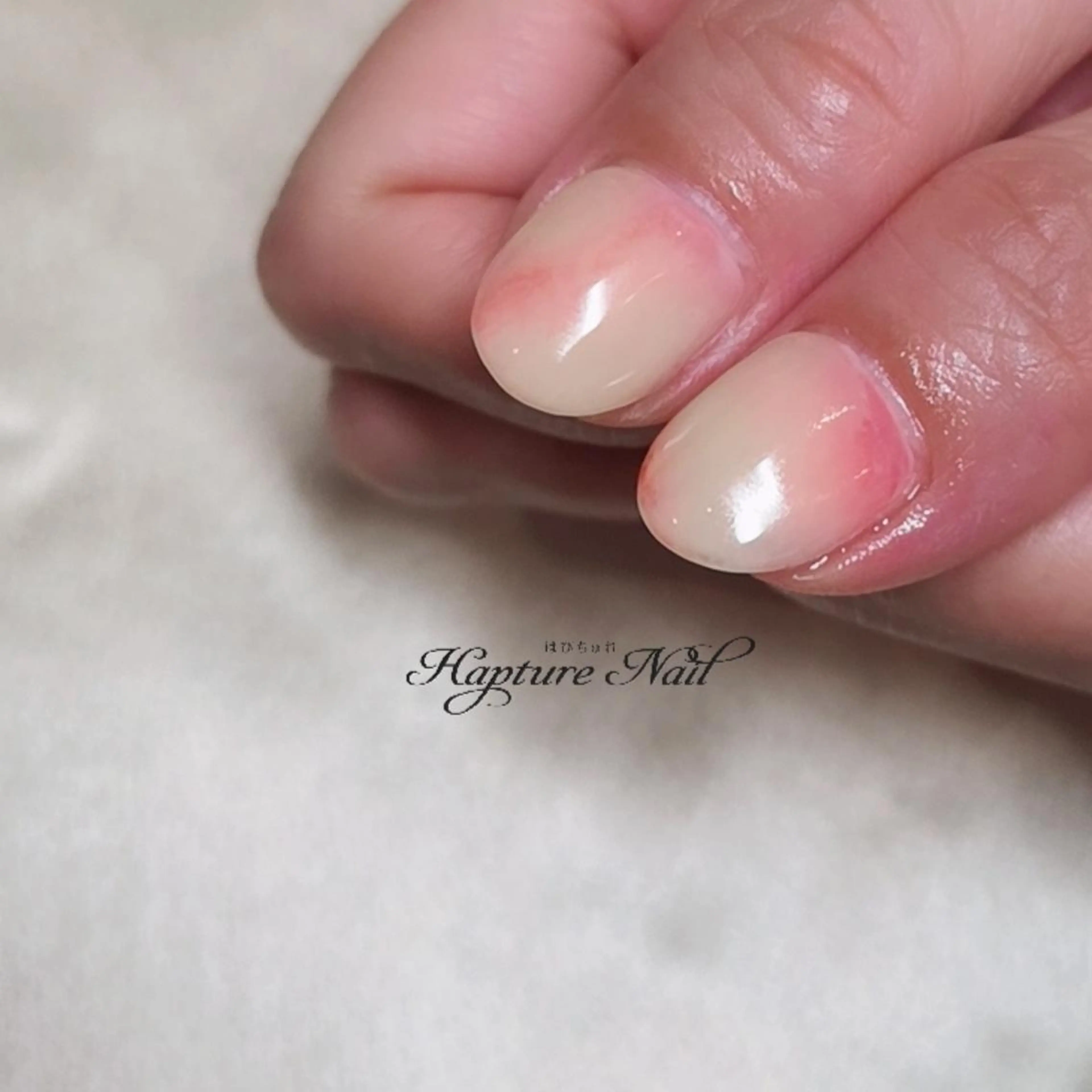 ネイル アートネイル ジェルネイル グラデーション ピンク シンプルネイル m- Hiroのネイルデザイン