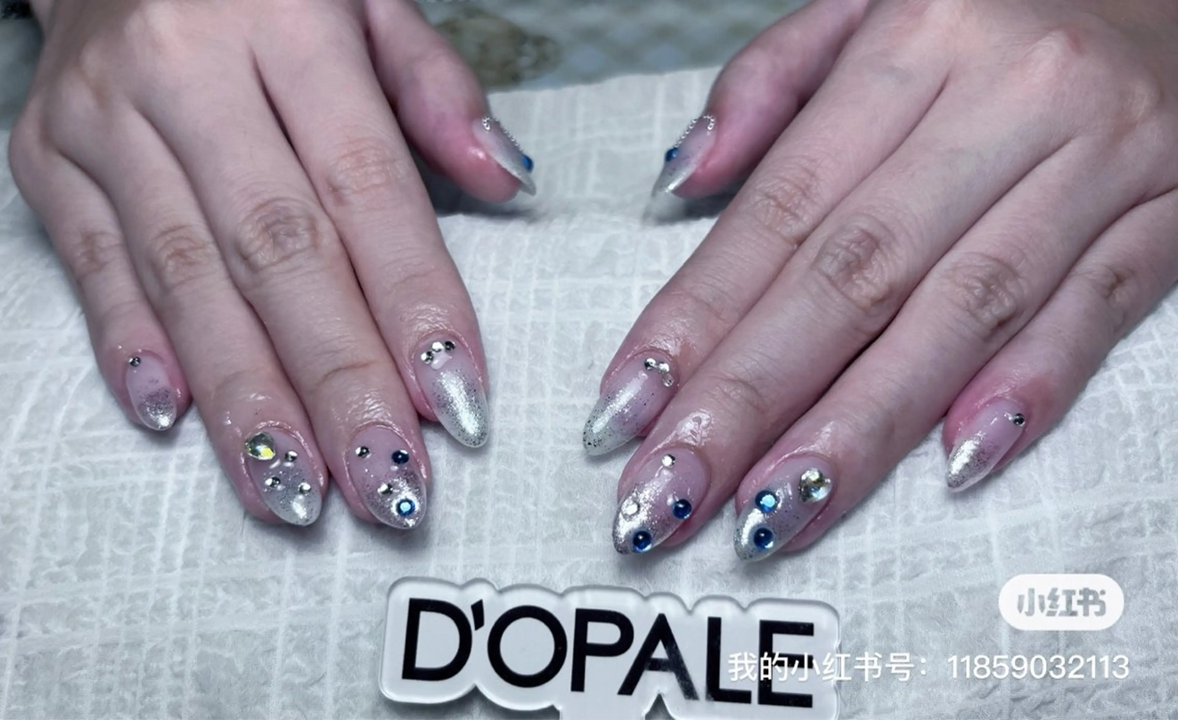 ネイル シンプルネイル D‘OPALE所属・DOPALE、もも 彦奇のネイルデザイン