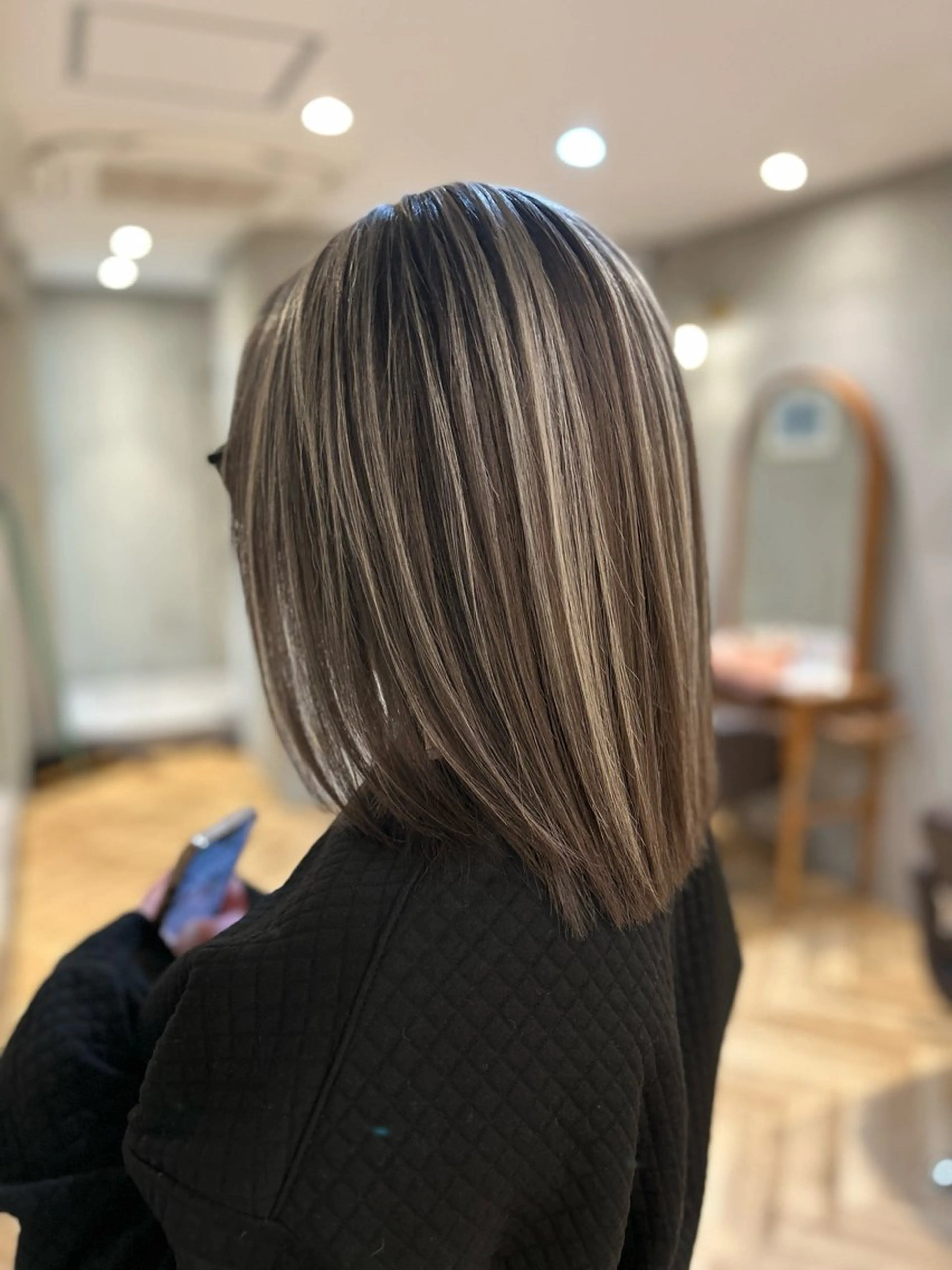 ミディアム 西村 光稀のヘアスタイル