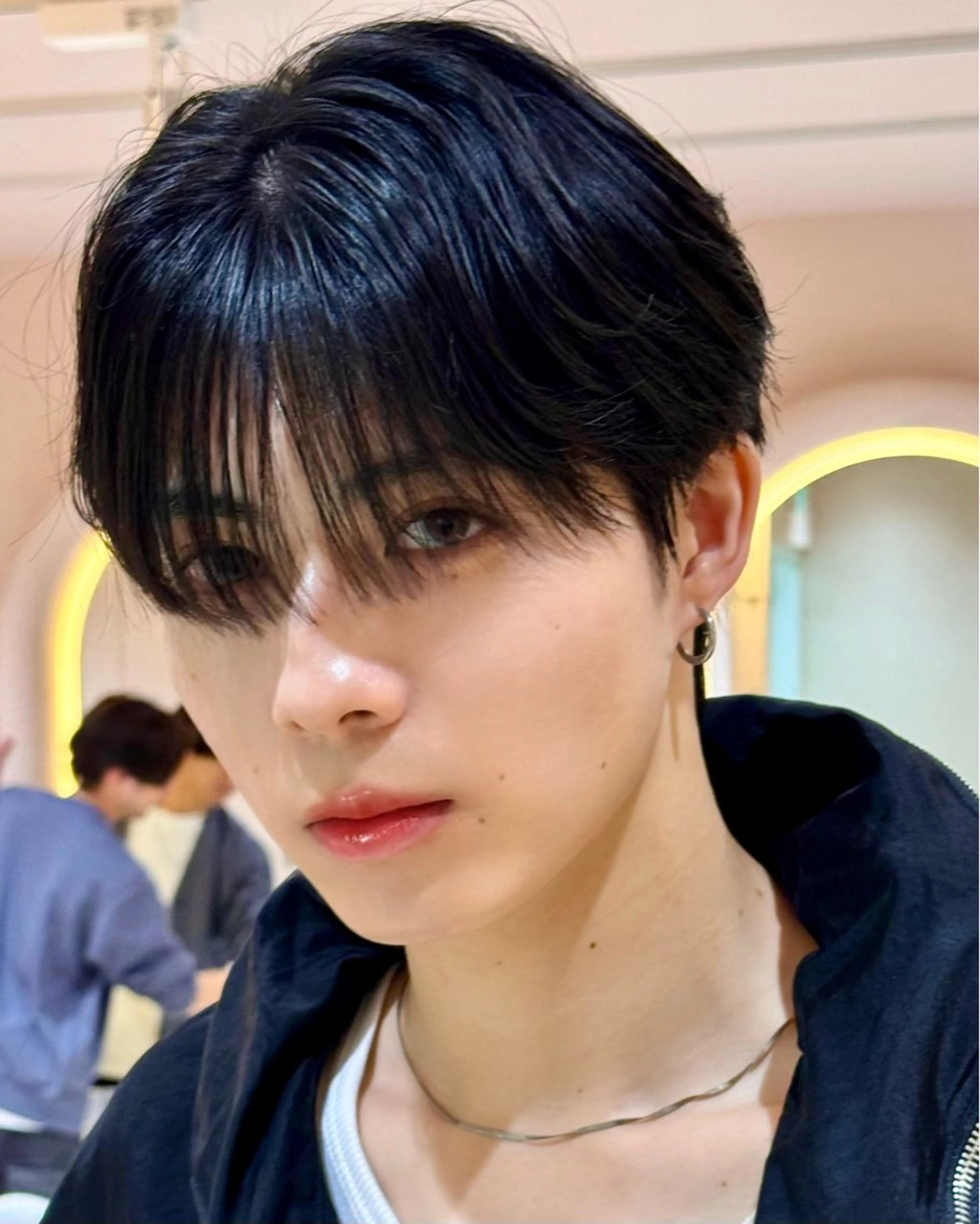 メンズ excia渋谷所属・曲がる縮毛矯正 センターパート/翼のヘアスタイル