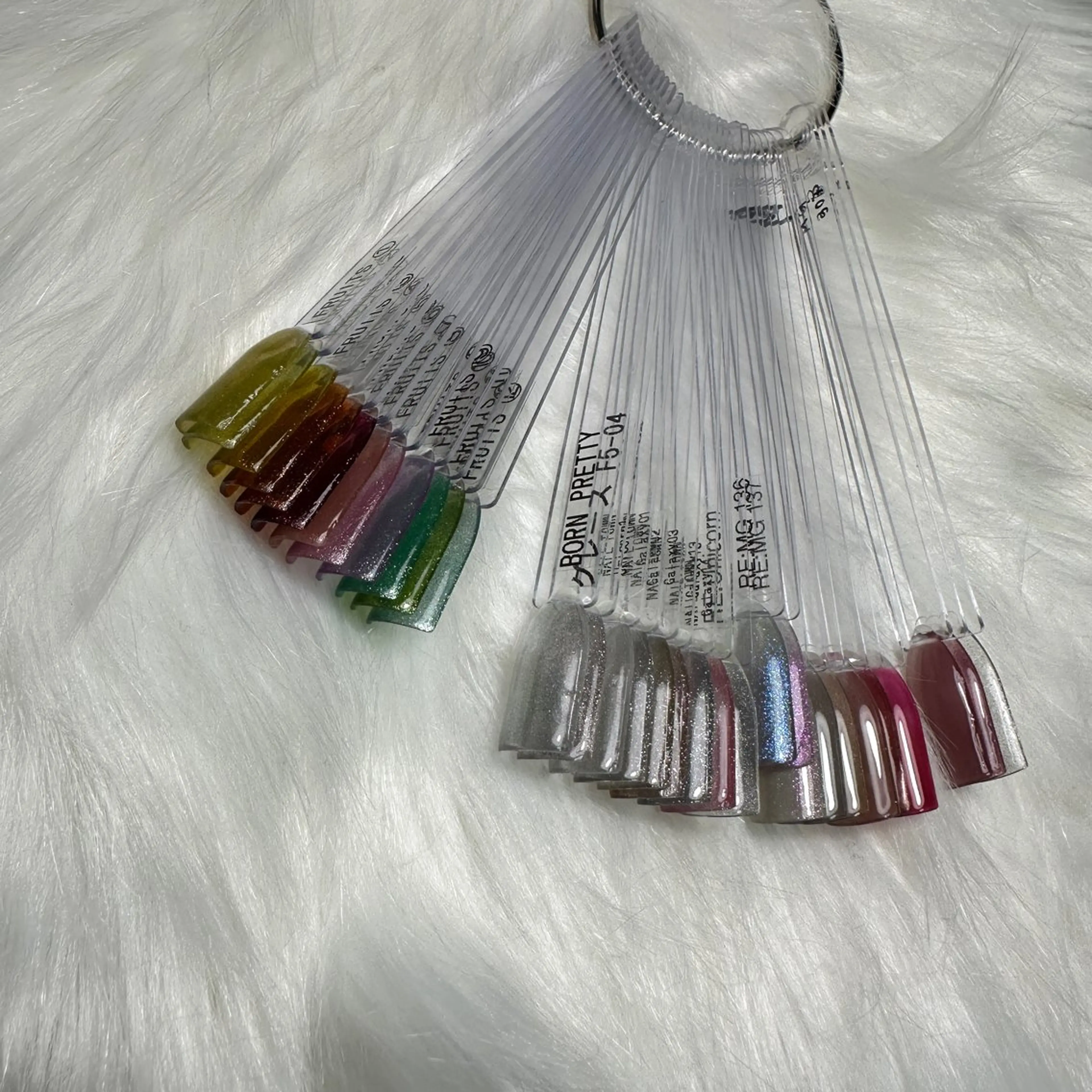 ネイル マグネットネイル YAVIS_ nailのネイルデザイン