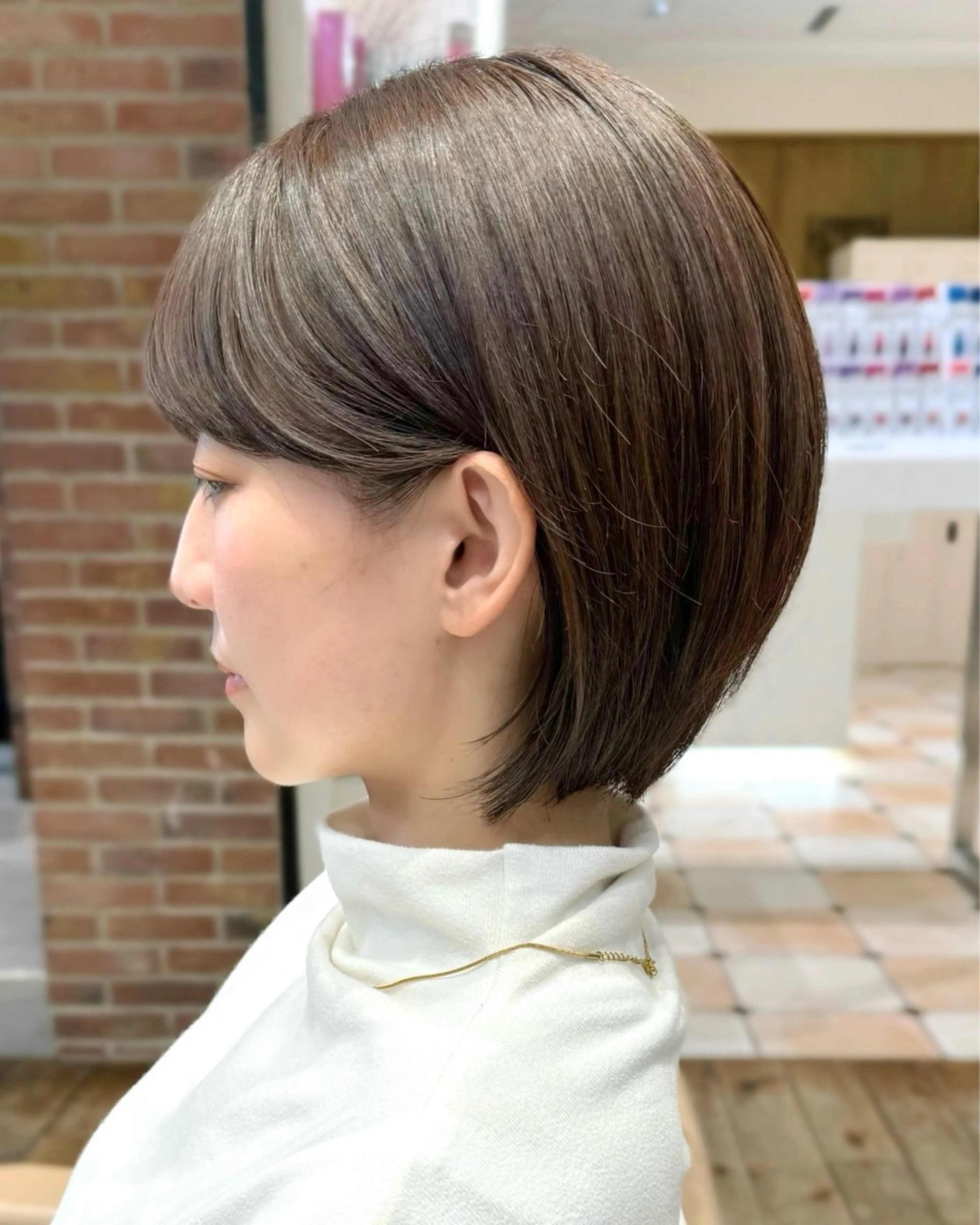 ショート カラー カット ヘアカラー トリートメント 💍新宿ショート 💍岩田莉奈のヘアスタイル