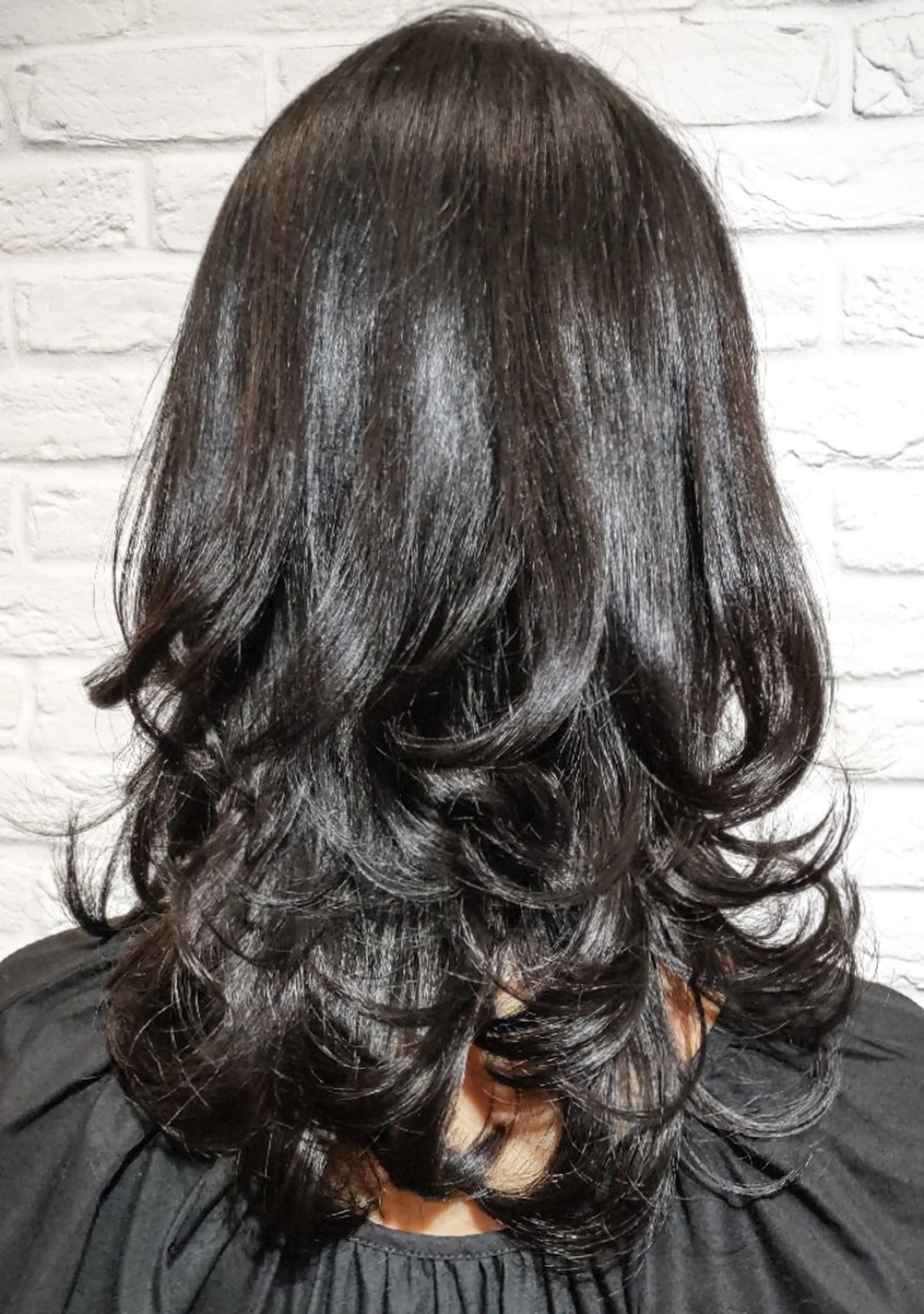 セミロング レイヤーカット ✂デザインカット🐟 高評価✂戸崎俊成✂のヘアスタイル