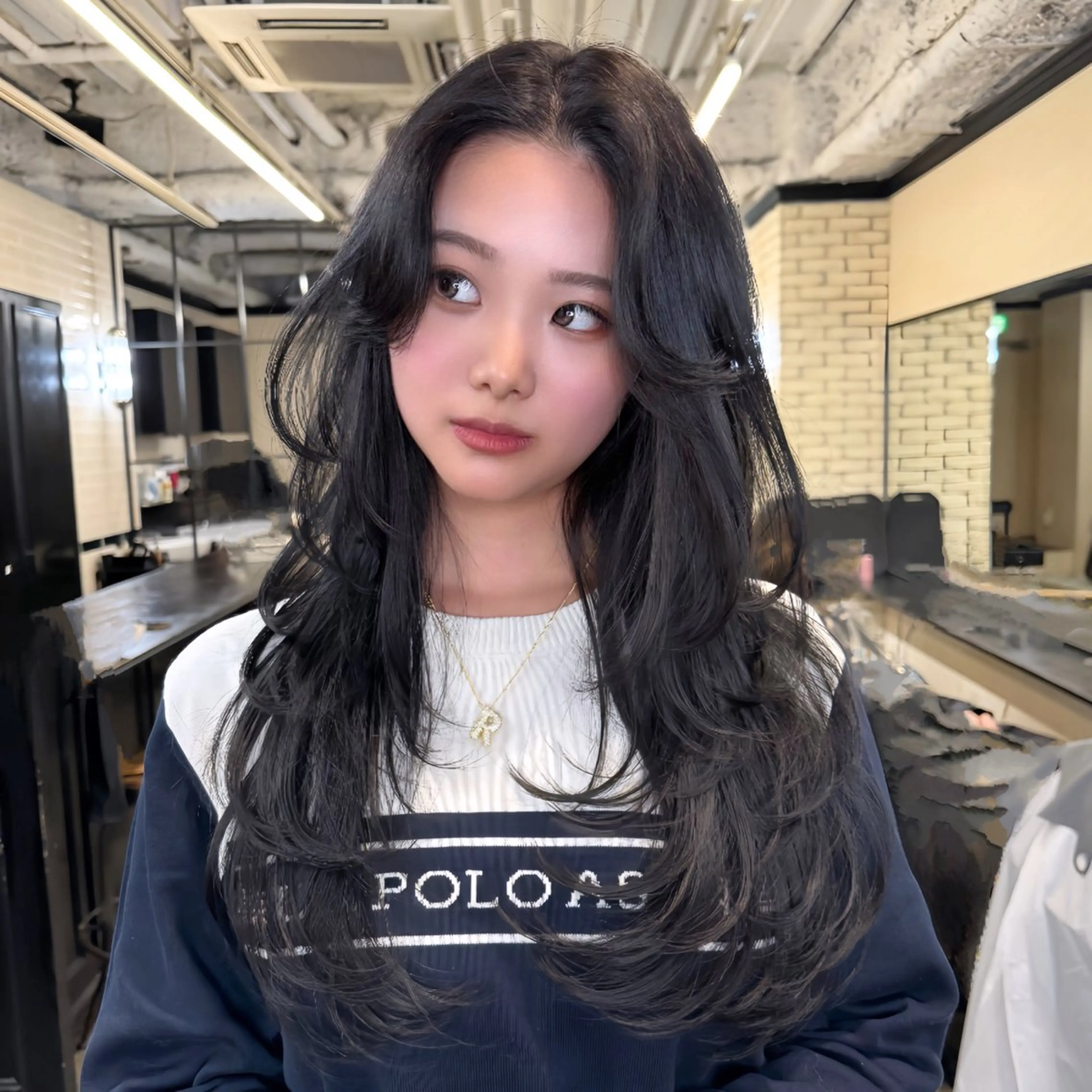 ロング カラー ロングレイヤー 外国人風カラー レイヤーカット ロング カット ヘアカラー トリートメント 🕊️レイヤーカット 透明感カラー GOのヘアスタイル