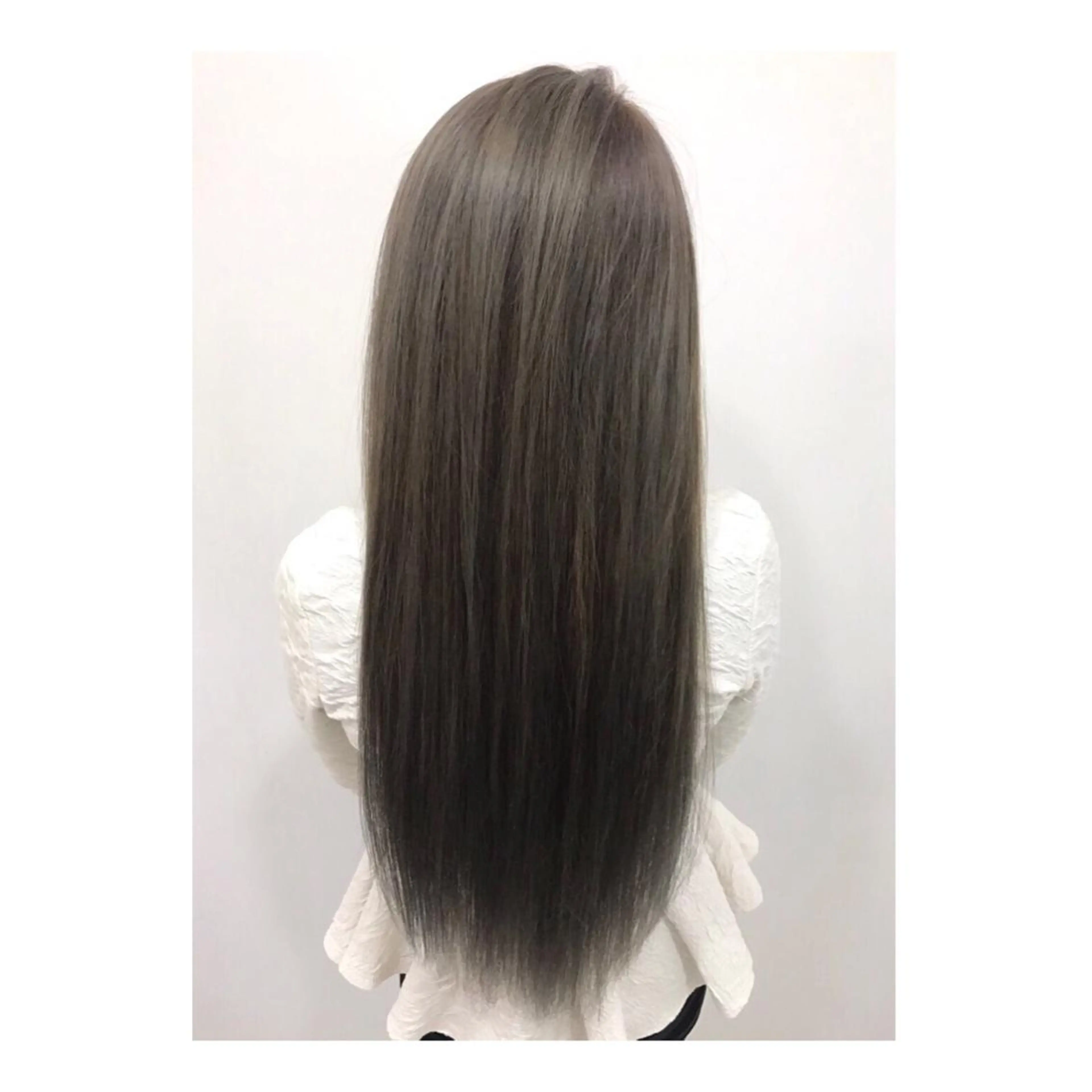 カラー アッシュ アッシュグレー ダブルカラー Cuon所属・✨ご新規様のみ✨ ウンノのヘアスタイル