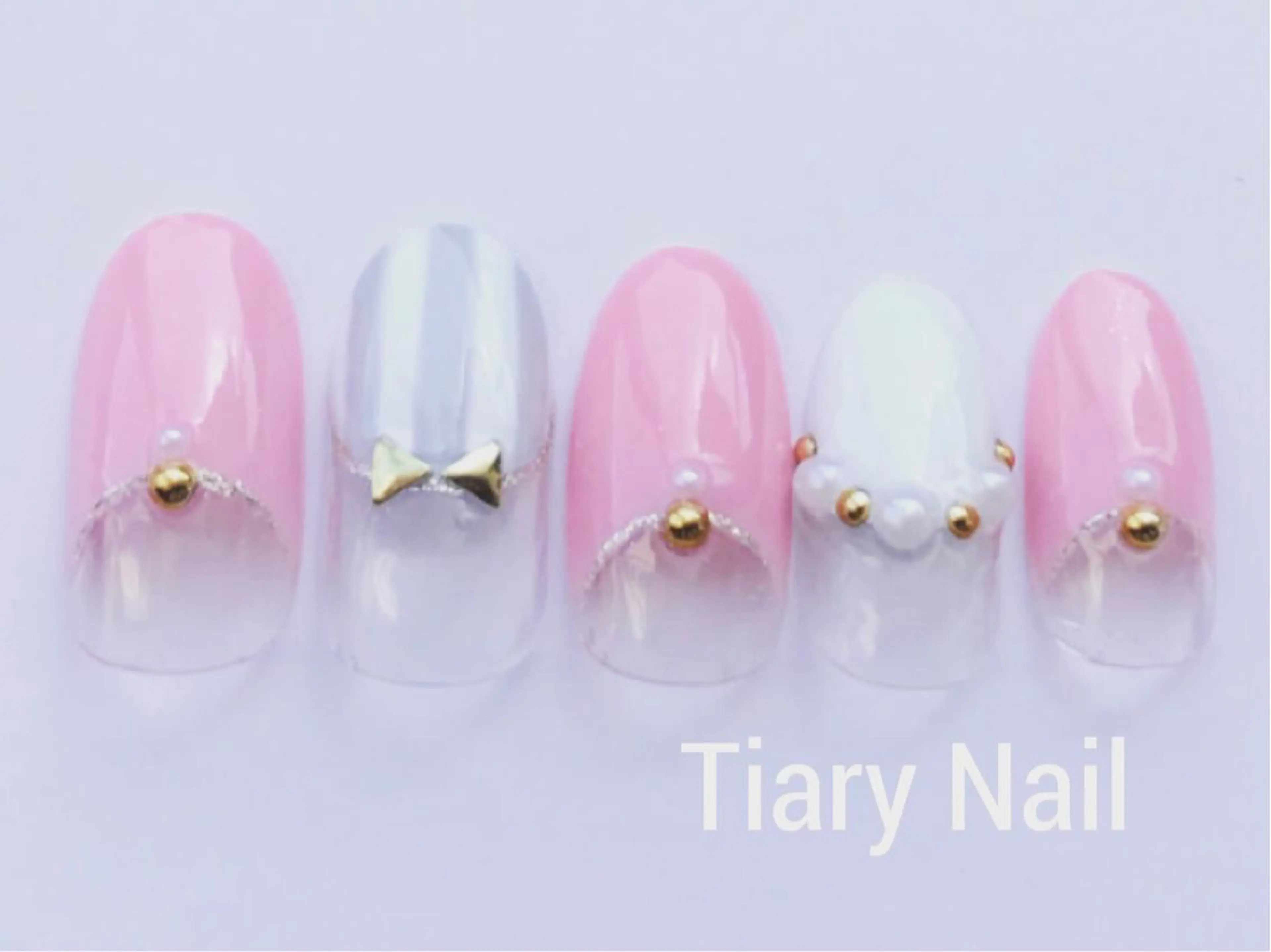 ネイル 💗🪽Tiary Nail🪽💗のネイルデザイン