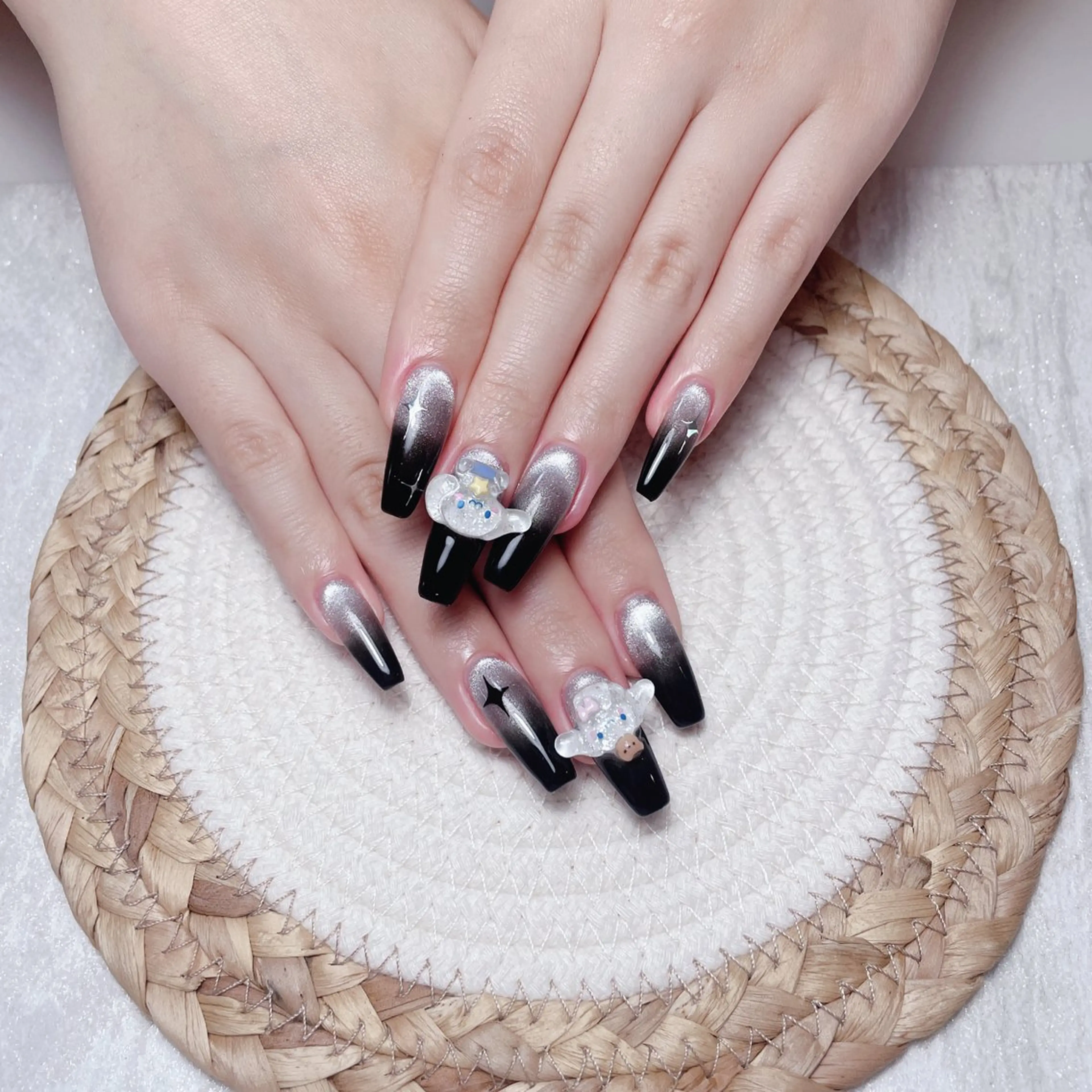 ネイル ハンドネイル uuネイルサロン所属・uu ネイルサロン関内🌼のネイルデザイン