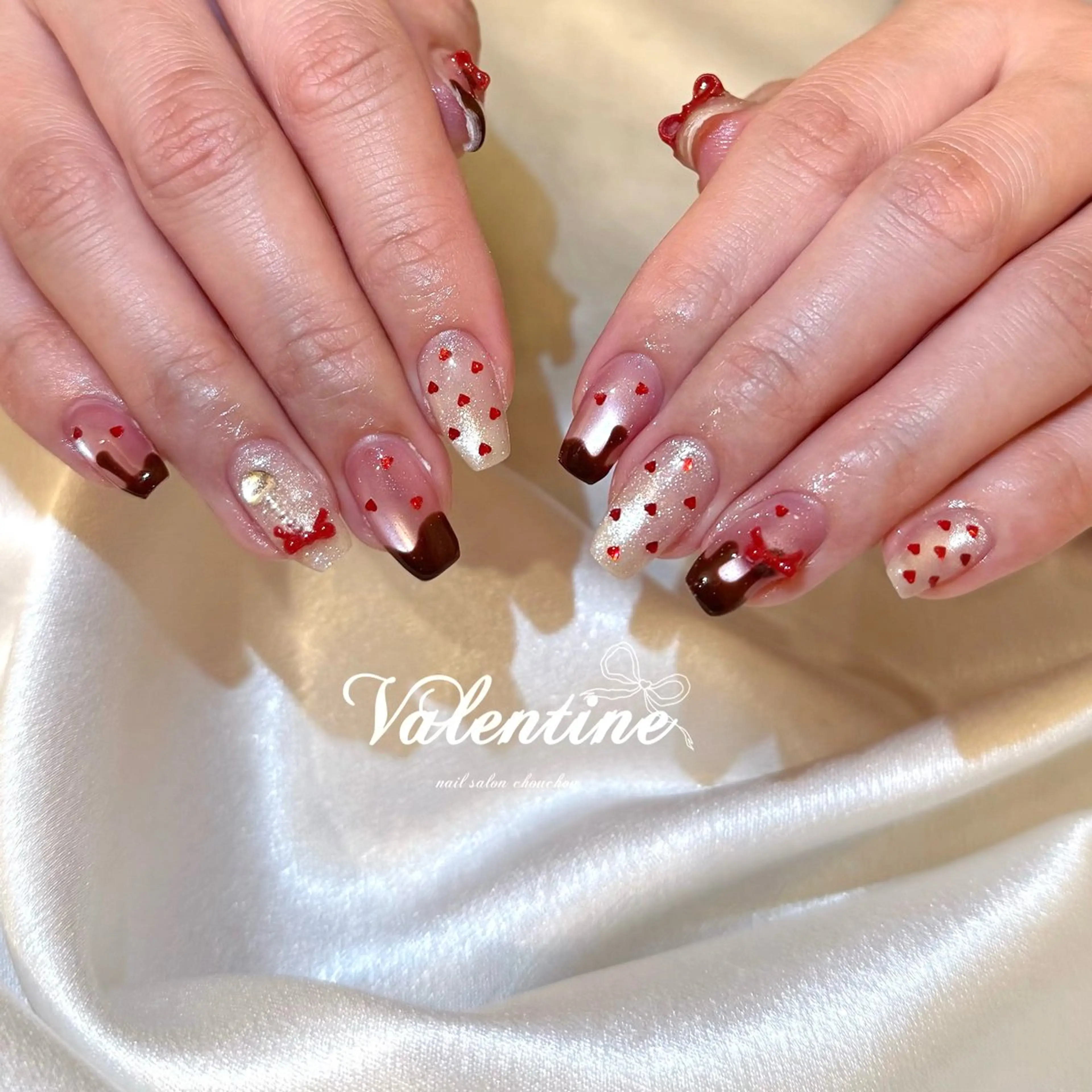 ネイル シュシュ 🎀 girly nailのネイルデザイン