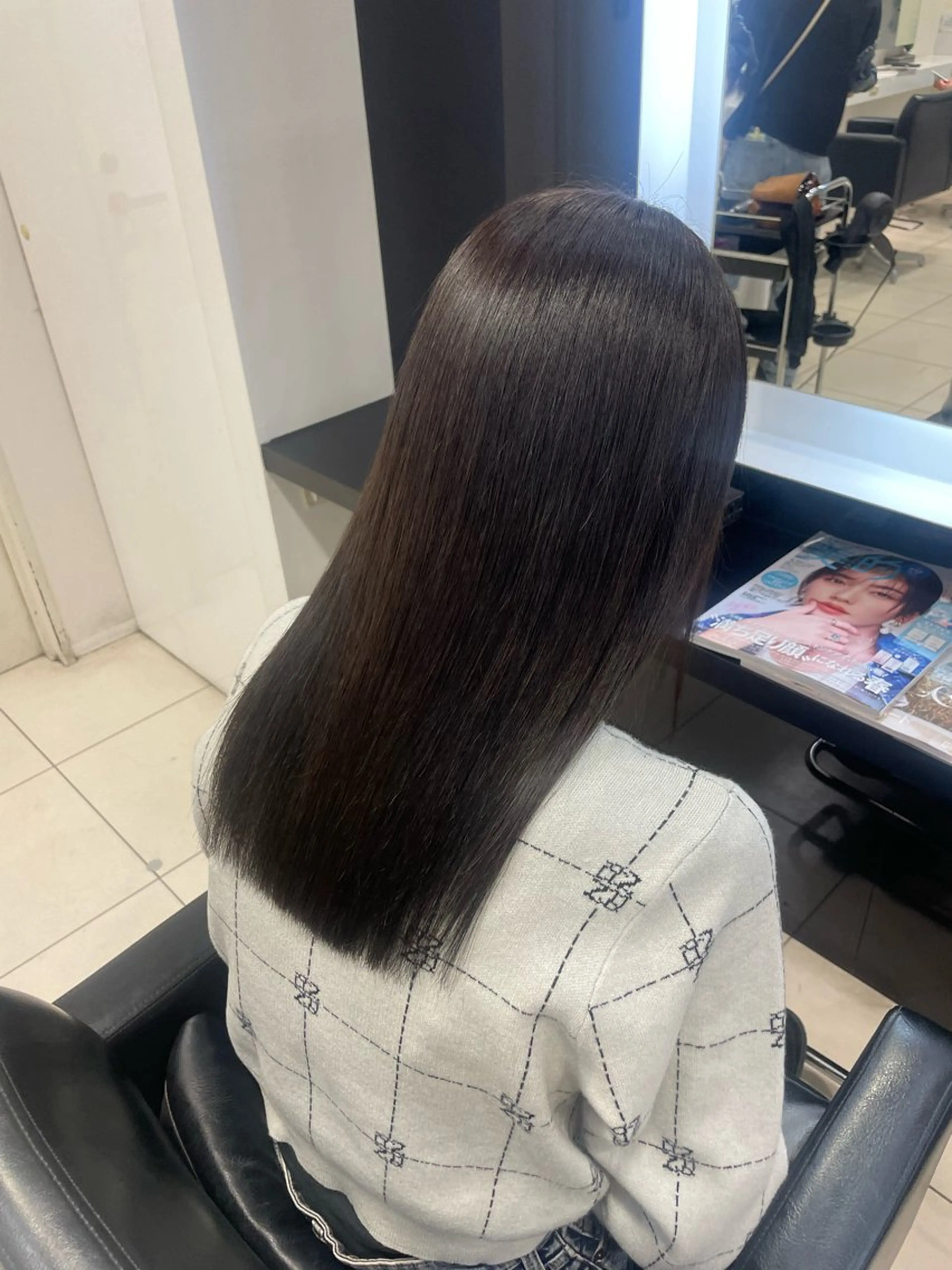 セミロング 𝐲𝐮𝐫𝐚🩰 湘南台/大人ショートのヘアスタイル