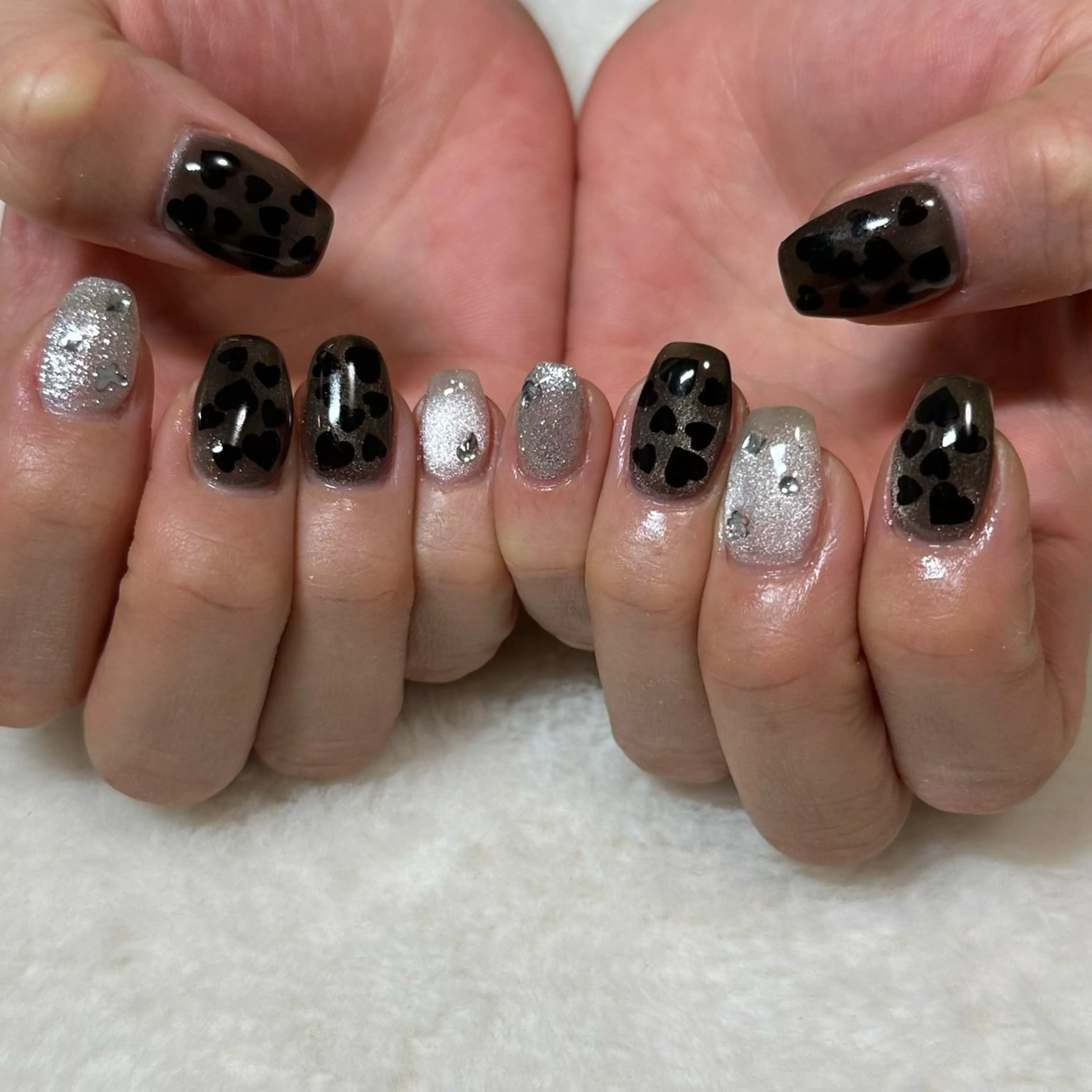 ミディアム yuka ♡のネイルデザイン