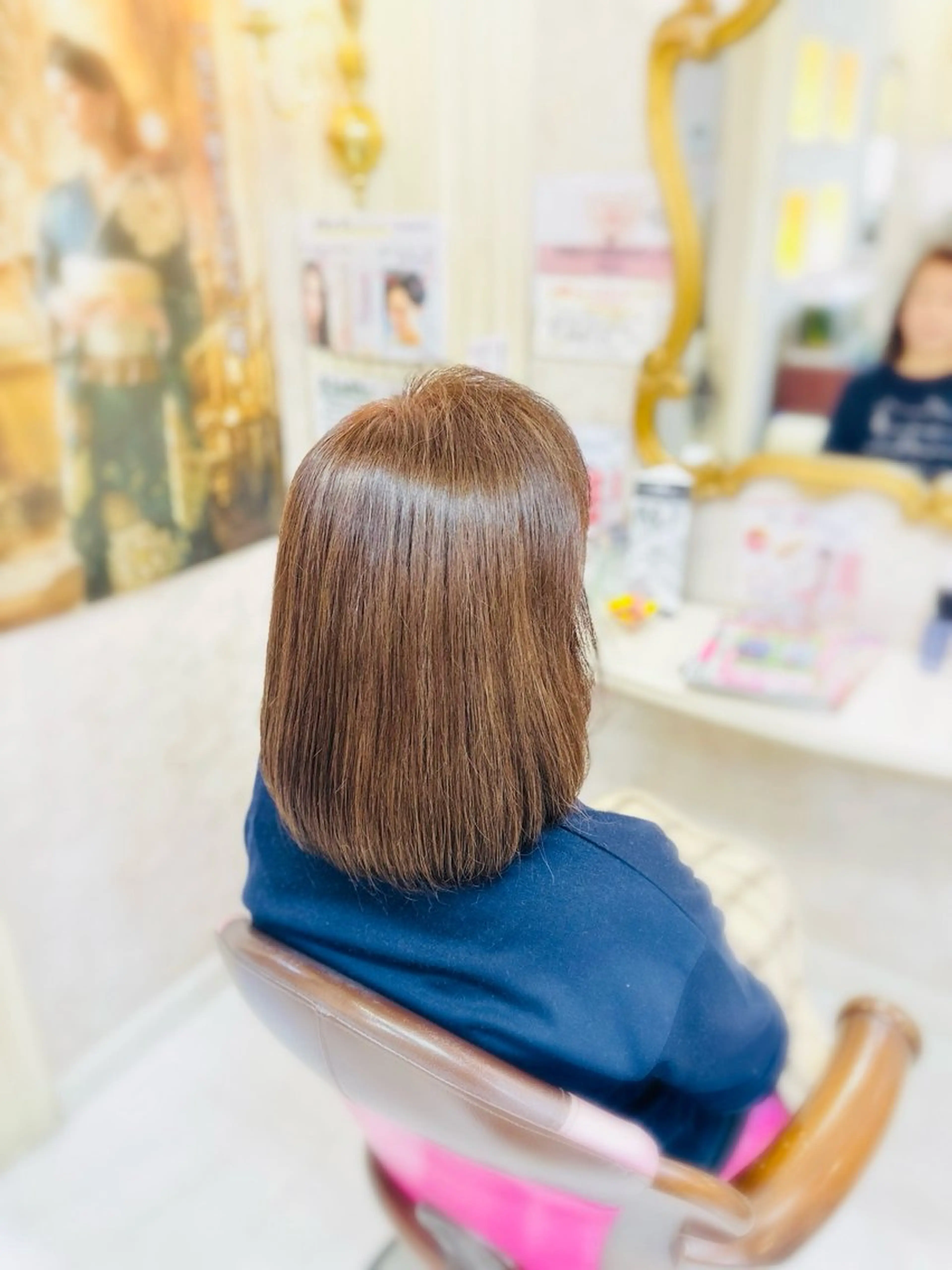 ミディアム ボブ カット 美容室ティンカーベル所属・菅沼 美咲のヘアスタイル