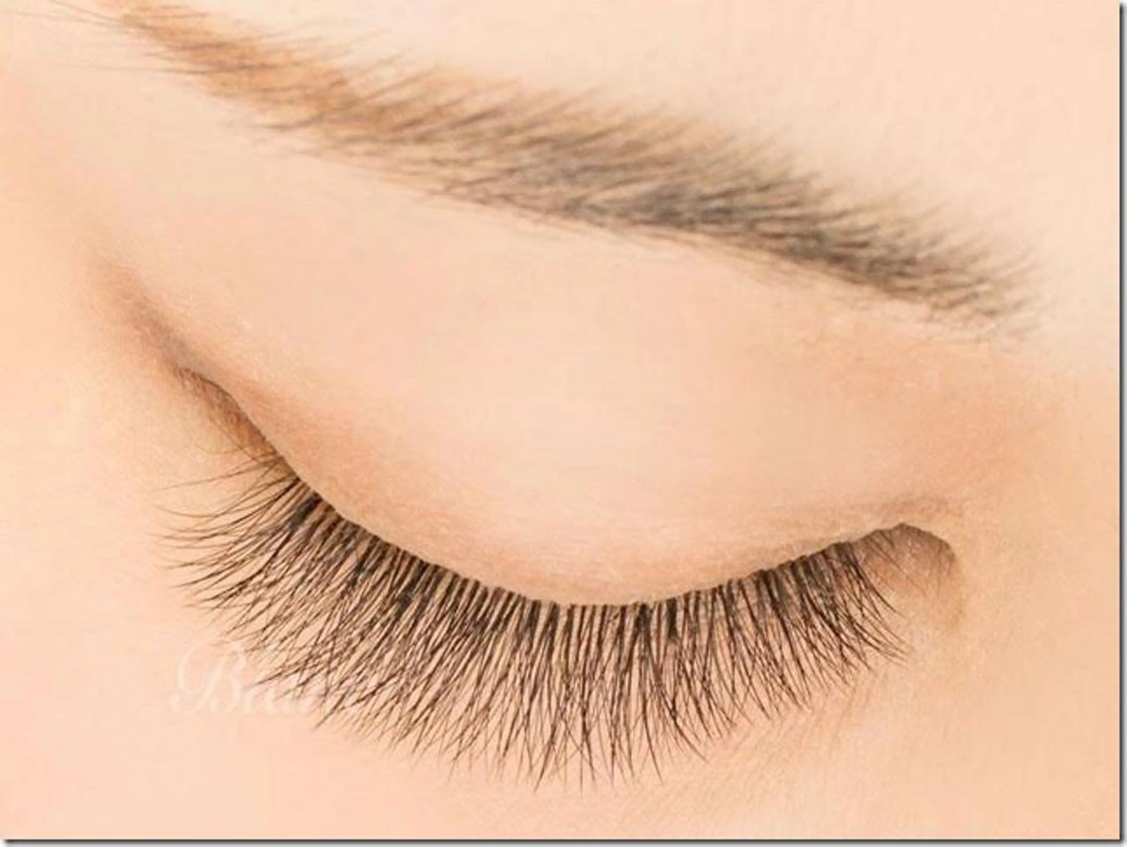 マツエク・マツパ アイラッシュサロンブラン西新井店所属・Blanc 長澤の眉毛・アイブロウイメージ