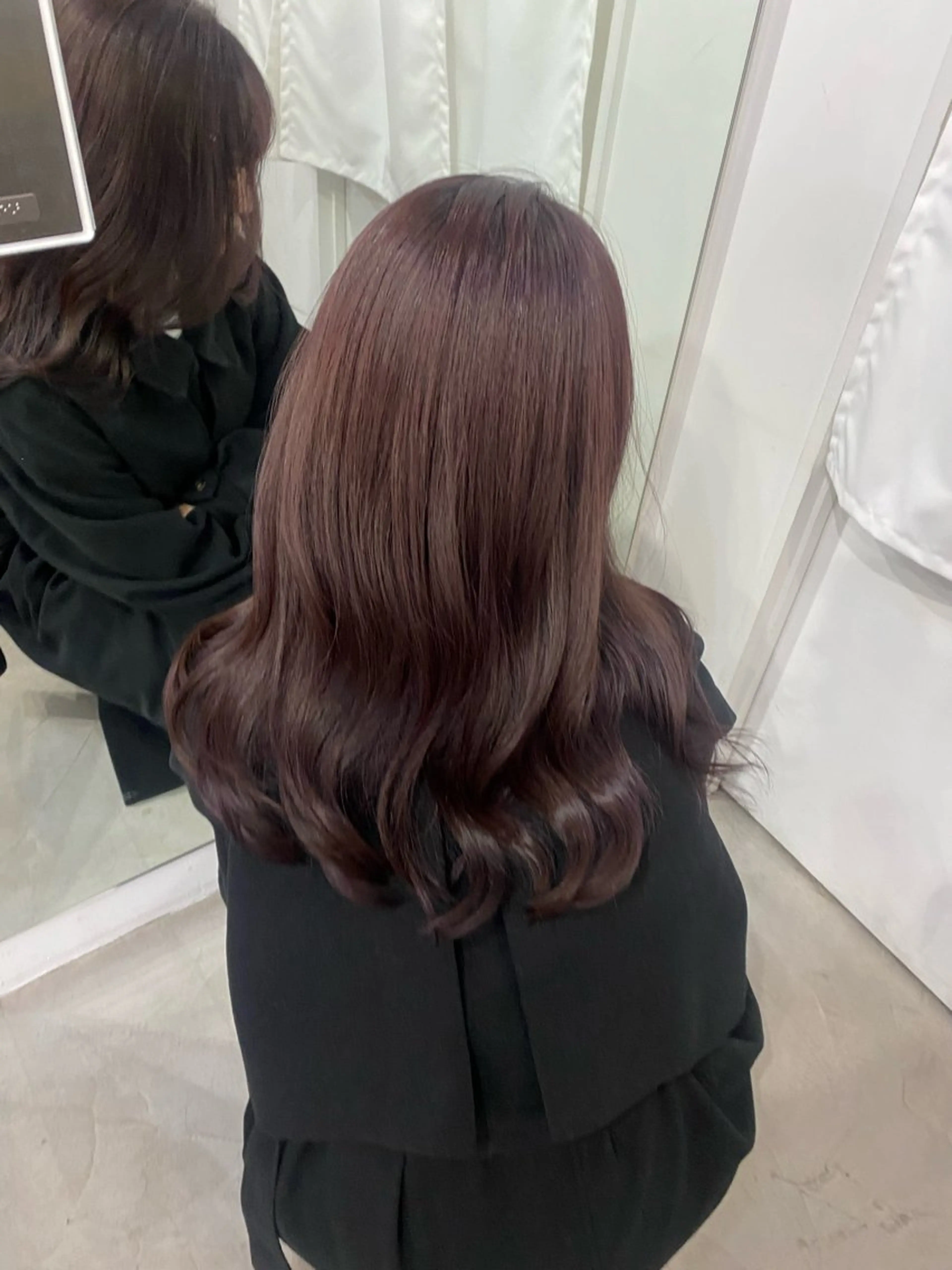 セミロング カラー 艶 ケアブリーチ 🎀🩵RISAのヘアスタイル