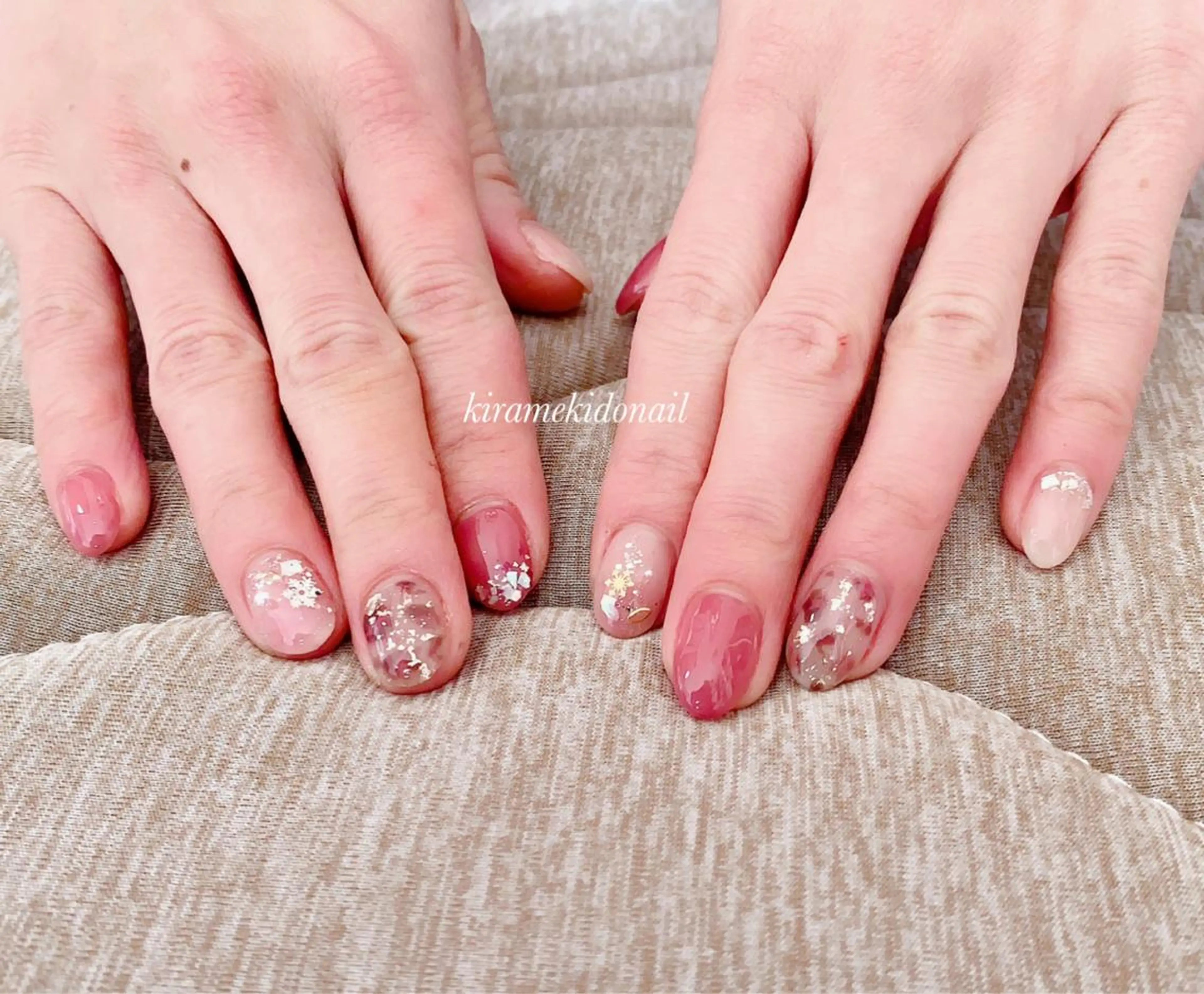Hand nail ★ Design コース　デザイン6本まで（オフなし）の写真