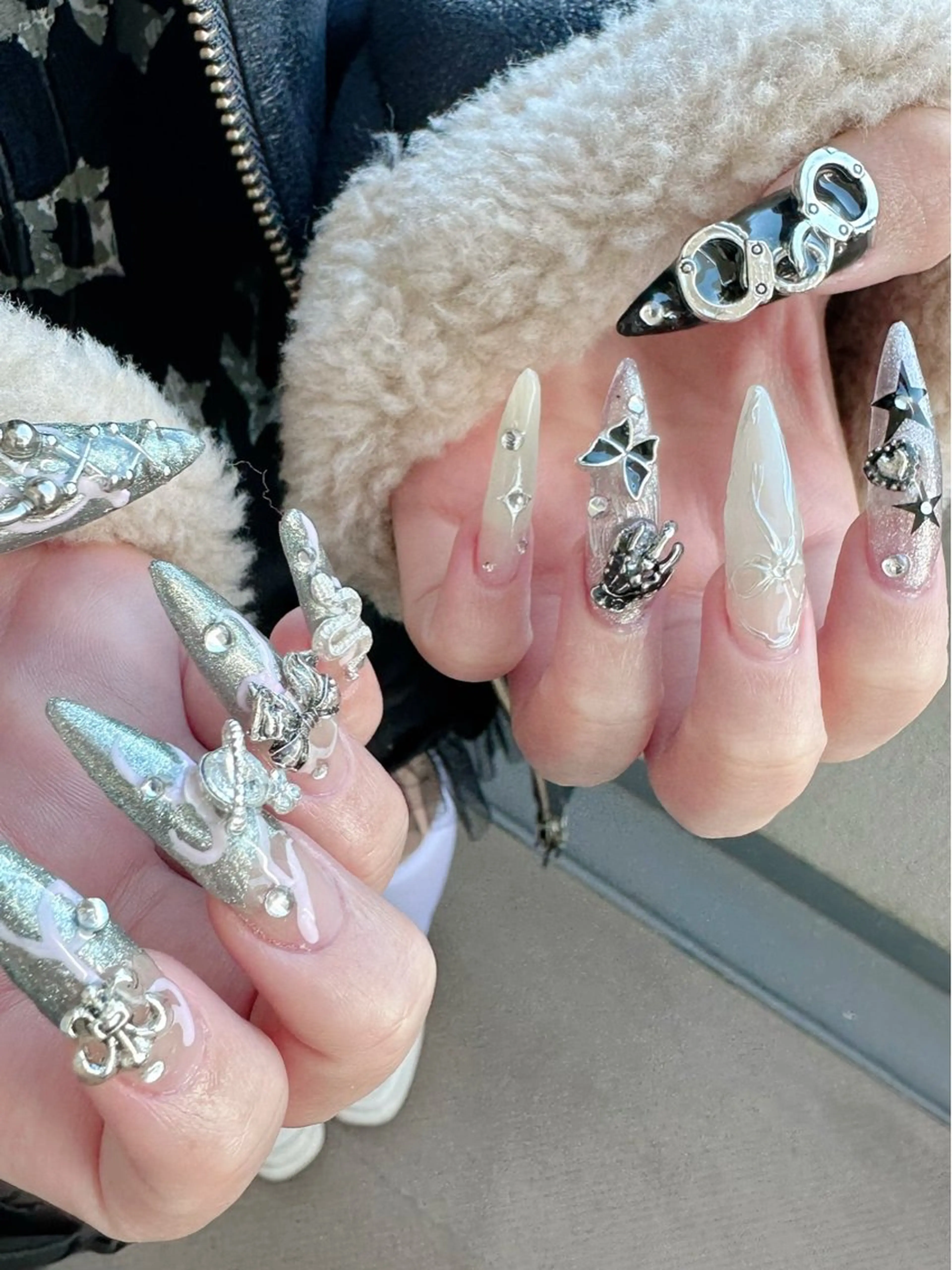 ネイル 新山 聖のネイルデザイン